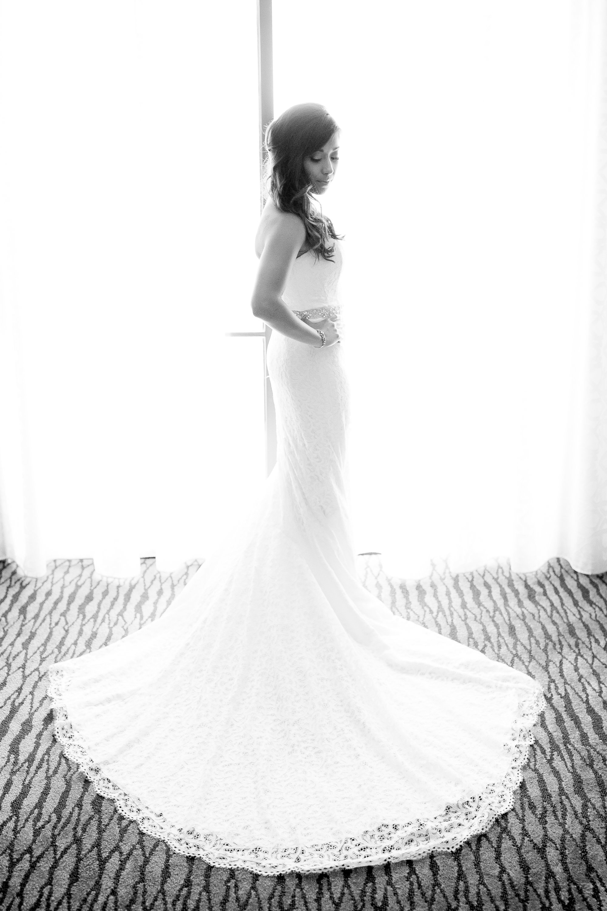 www.santabarbarawedding.com | Kelsey Crews | Fess Parker Doubletree | Bride