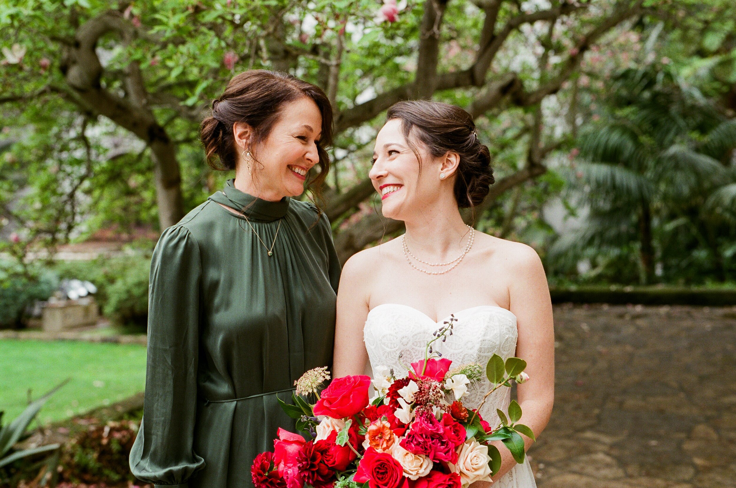 www.santabarbarawedding.com | Lerina Winter | Santa Barbara Courthouse | Margaret Joan Floral | Beautie by Dominique | Bride with Her Mom