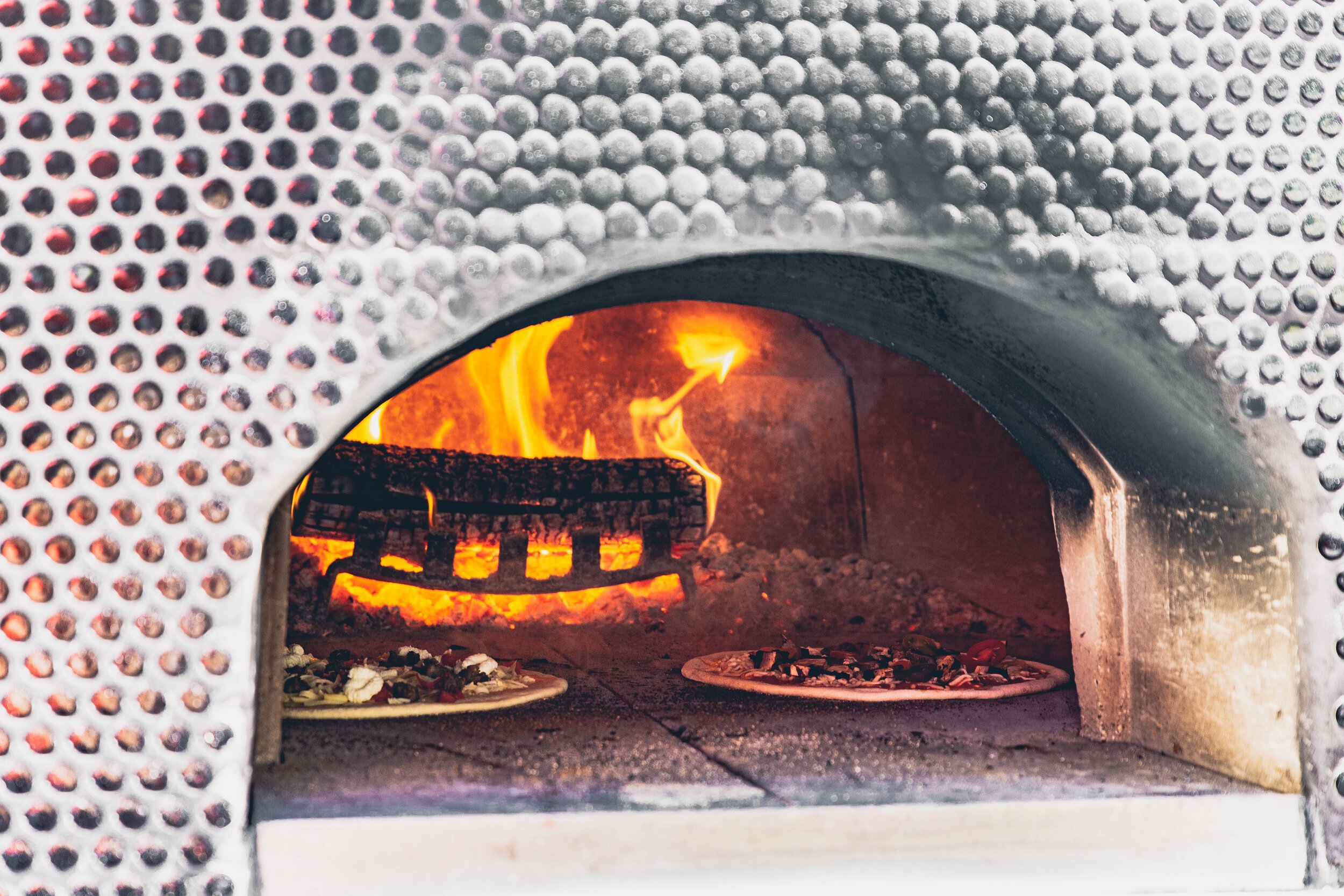 www.santabarbarawedding.com | Firefly Pizza Company | Pizza Baking in the Oven
