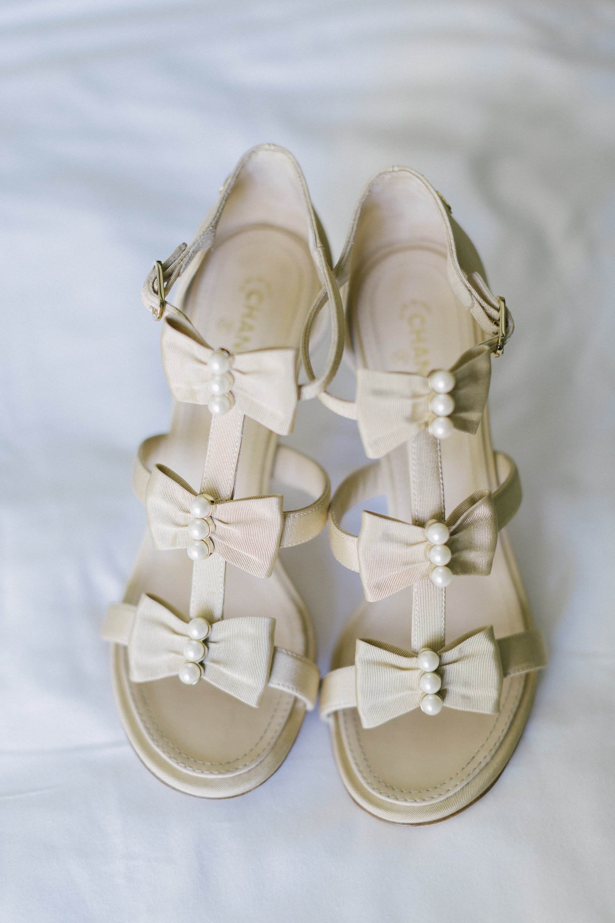 www.santabarbarawedding.com | Santa Barbara Courthouse | Canary Hotel | Aurelia D’Amore Photography | Bride's Shoes