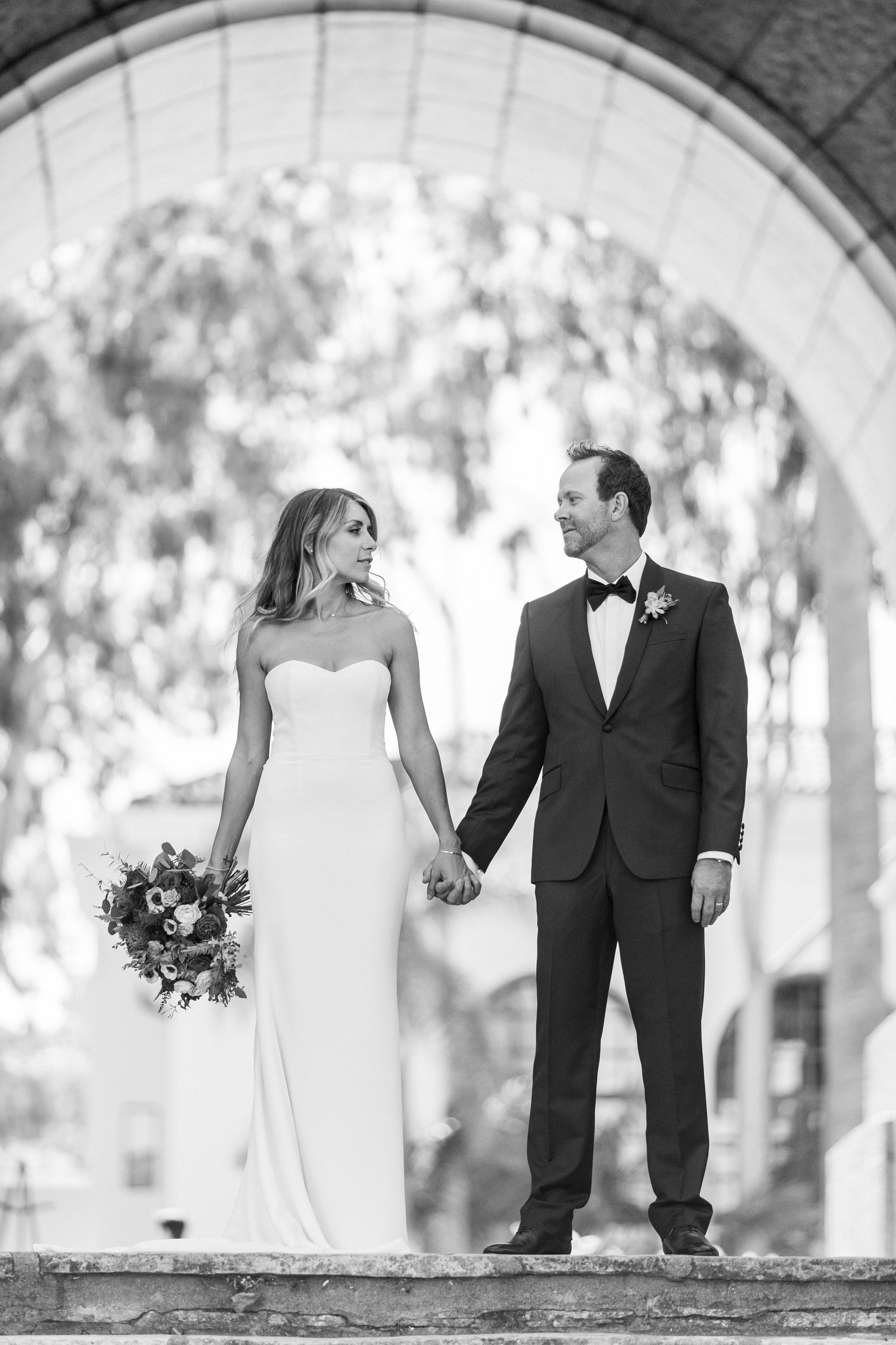 www.santabarbarawedding.com | Santa Barbara Courthouse | Canary Hotel | Aurelia D’Amore Photography | bride and groom