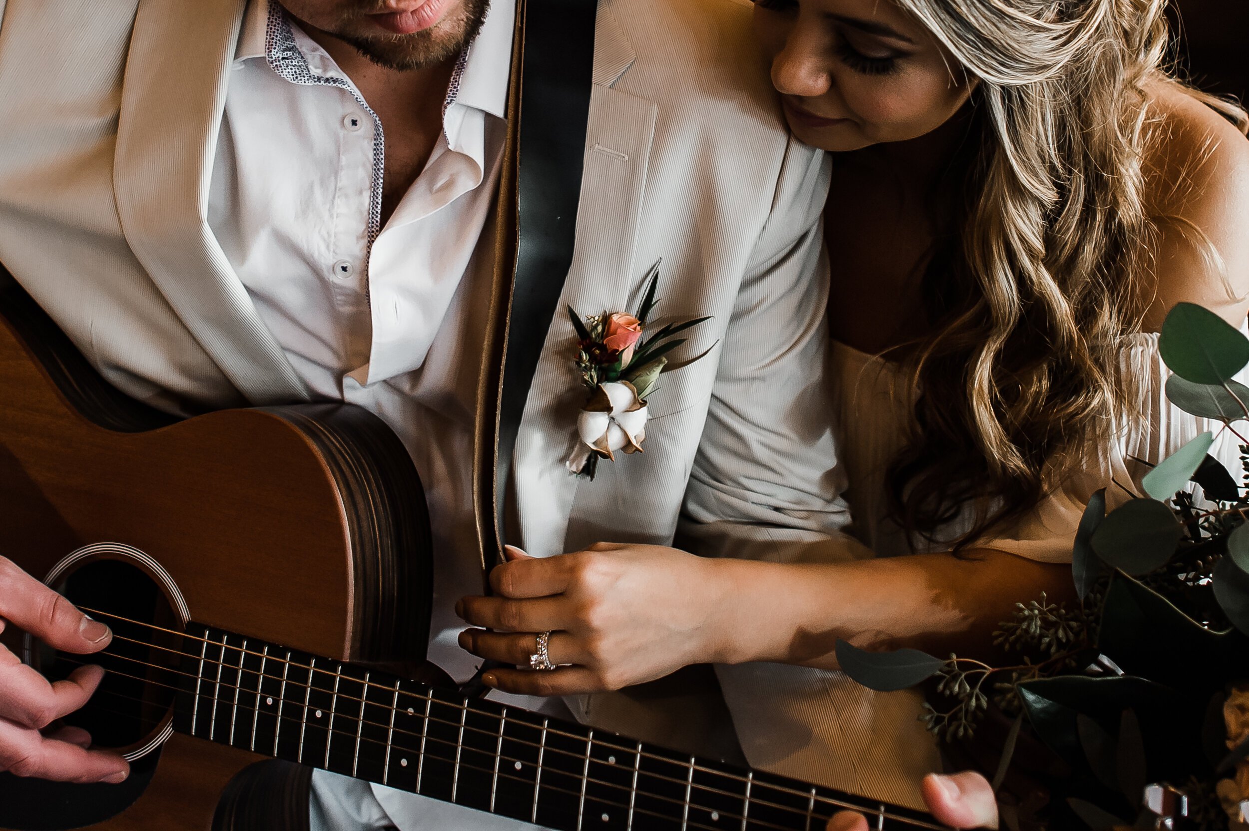 www.santabarbarawedding.com | Cafe Fiore | Michelle Ramirez | Simply S Events | Tangled Lotus | Jos A. Bank | Windsor | Brenda Hendricks Artistry | Bride Watches Groom Play Guitar 