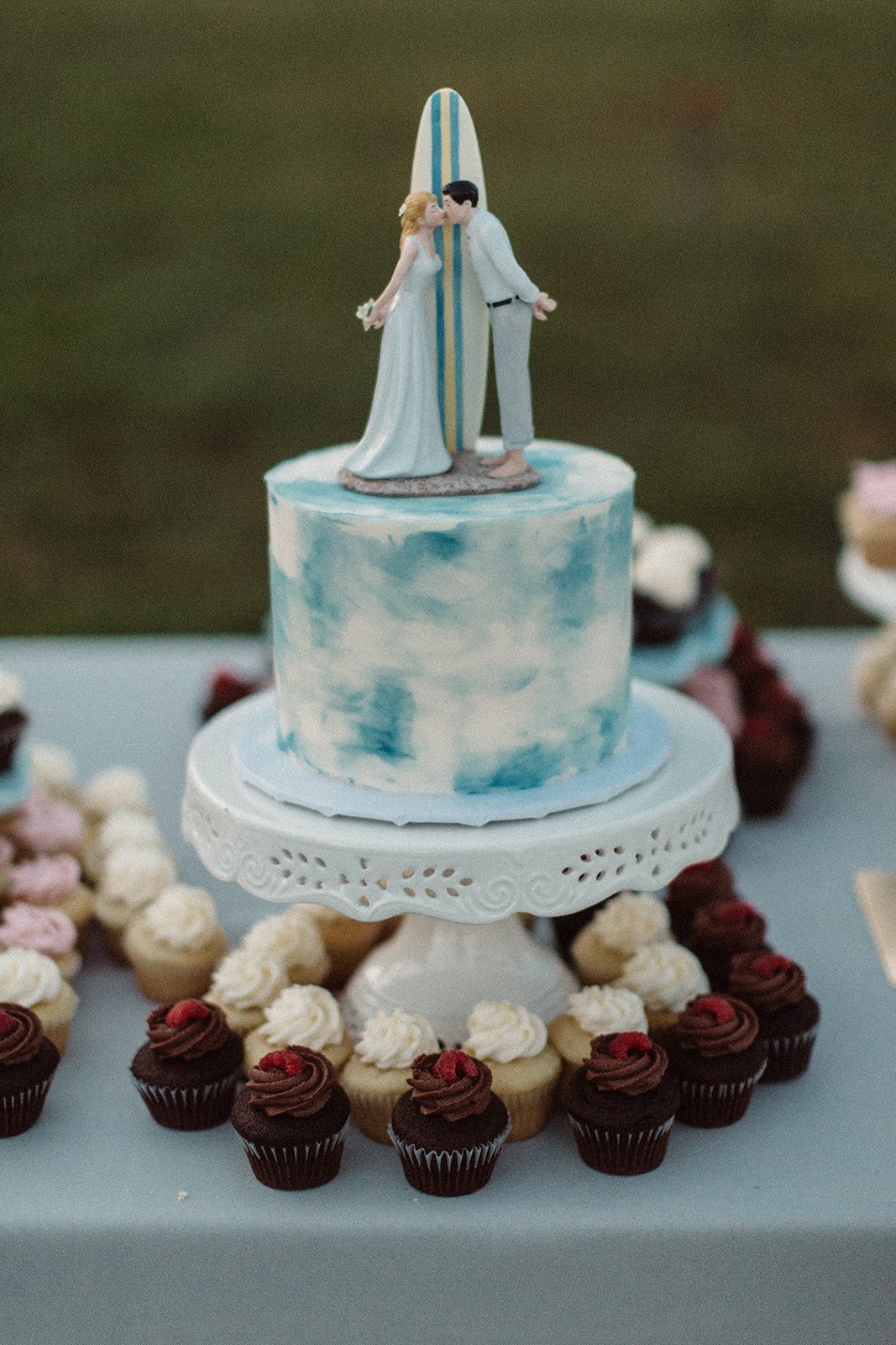 www.santabarbarawedding.com | Isabella Griffith Photography | El Capitan State Beach | KB Events | Pure Joy Catering | Discount Party Rental | Wedding Cake 