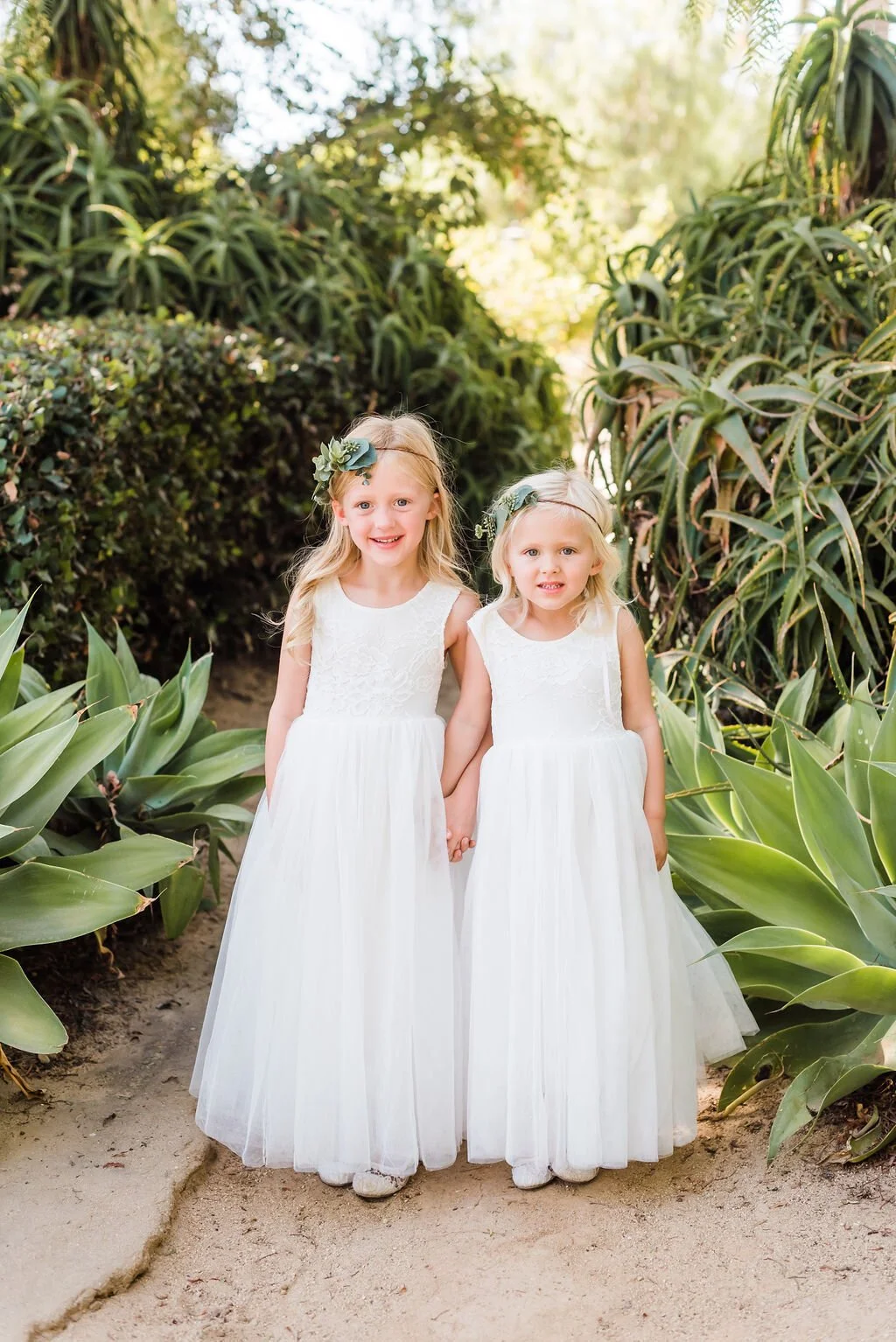 www.santabarbarawedding.com | SB Historical Museum | Donna Romani | Julie Shuford Photography | Alexis Ireland Florals | The Flower Girls