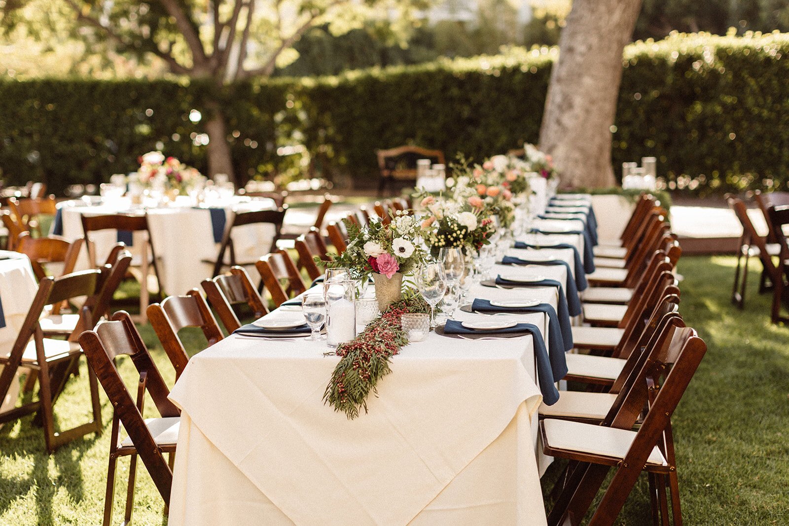 www.santabarbarawedding.com | Isabella Griffith Photography | Santa Barbara Club | Fern &amp; Foxtail | Ventura Rentals | outdoor navy blue and tan wedding reception decor