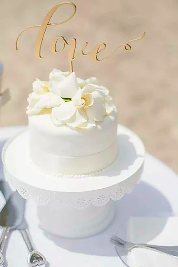www.santabarbarawedding.com | The Little Things Bakery | Single Tier White Wedding Cake with White Flowers and Cake Topper