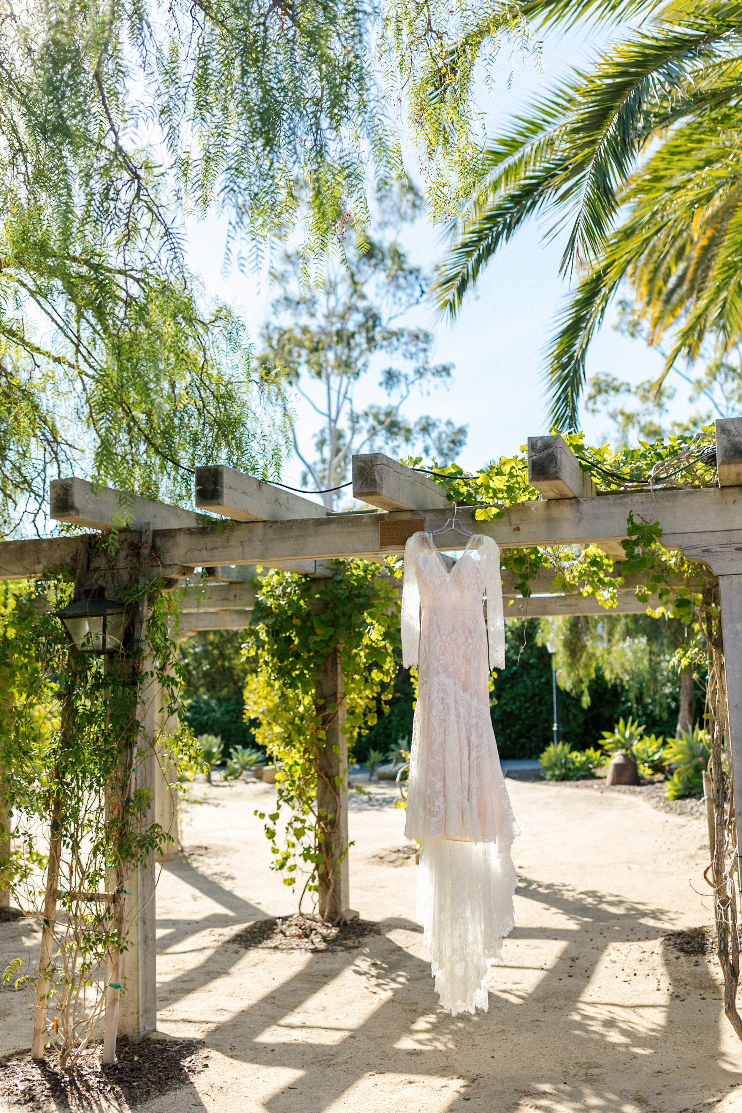 www.santabarbarawedding.com | Hannah Rose Gray | Santa Barbara Historical Museum | Alexis Ireland Florals | Bride’s Wedding Gown