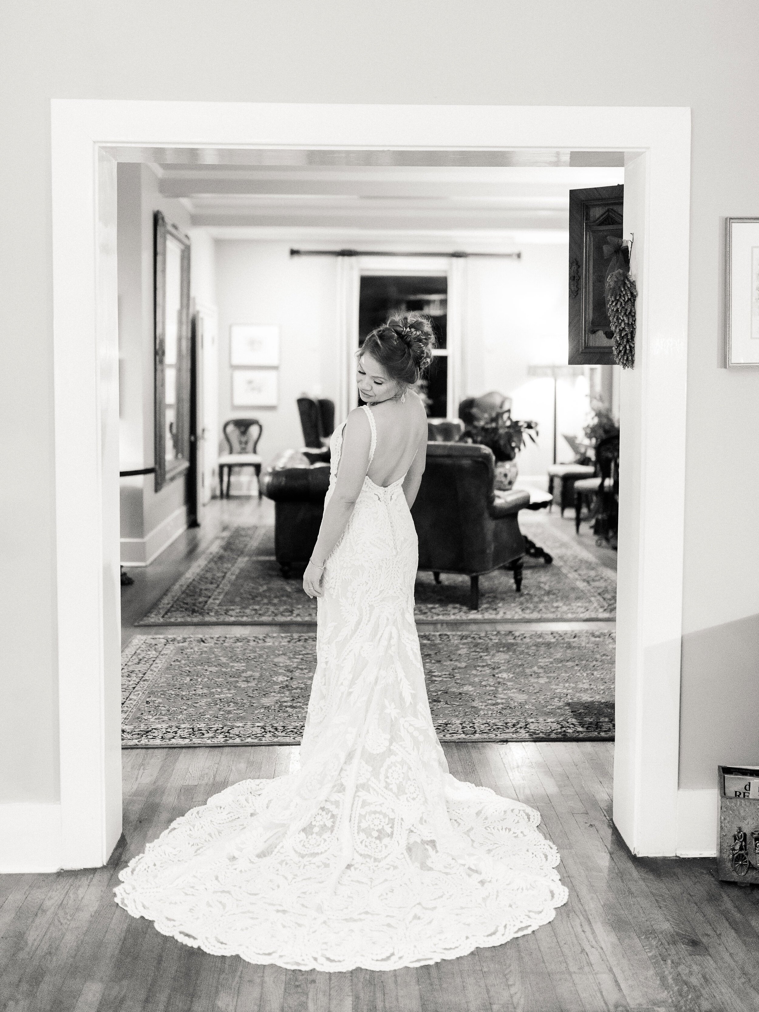 www.santabarbarawedding.com | Kiel Rucker | Ann Johnson Events | Simpson House Inn | The Poppy Pod | Bride in Her Gown