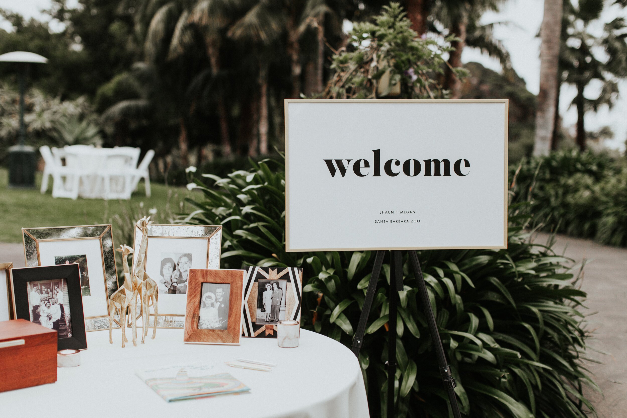 www.santabarbarawedding.com | Santa Barbara Zoo | XOXO Weddings | Alexandra Wallace | Events by Rincon | Louloudi Design | Welcome Table 