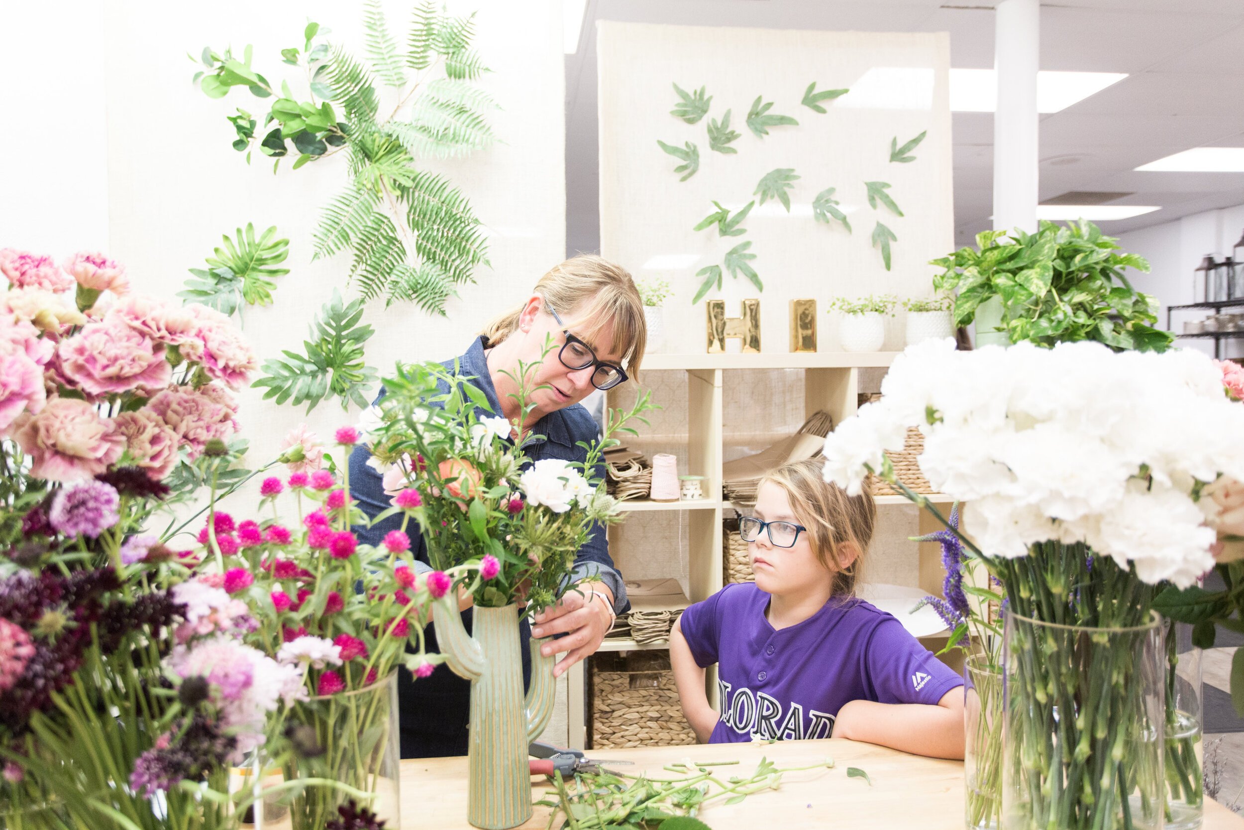 www.santabarbarawedding.com | ella &amp; louie | Lindsey Drewes Photography | Crafting Flower Arrangements in New Ella &amp; Louie Shop