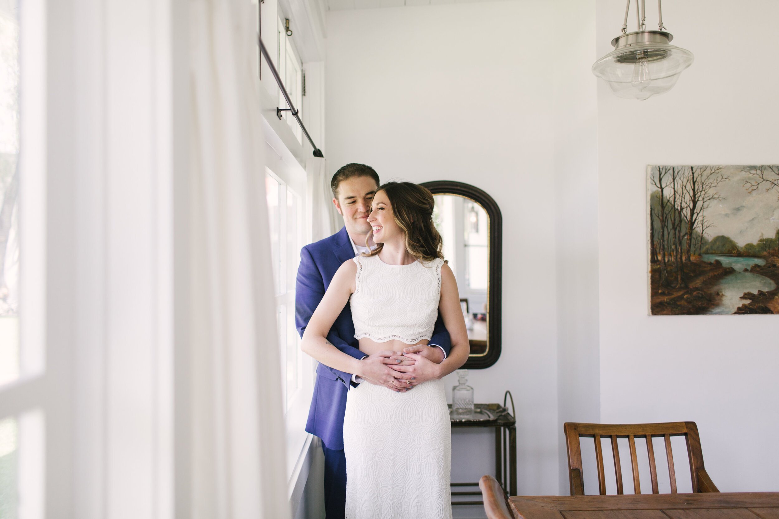 www.santabarbarawedding.com | Lindsey Drewes Photography | Mattie’s Tavern | bride and groom couples portraits