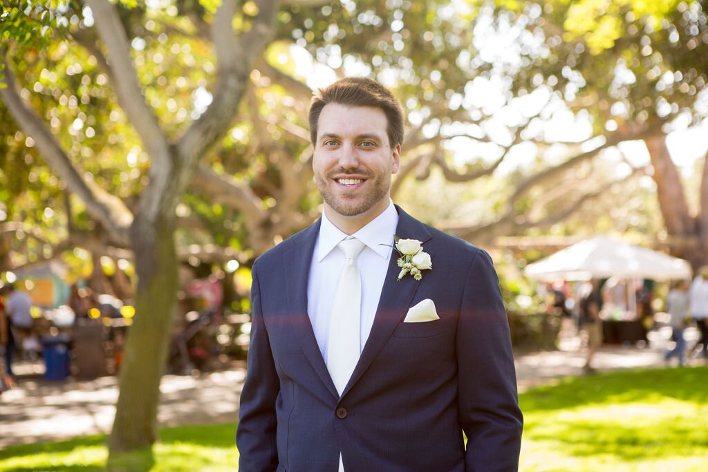 www.santabarbarawedding.com | Santa Barbara Zoo | Events by Rincon | Sarita Relis Photography | Grass Roots | Groom Before Ceremony 