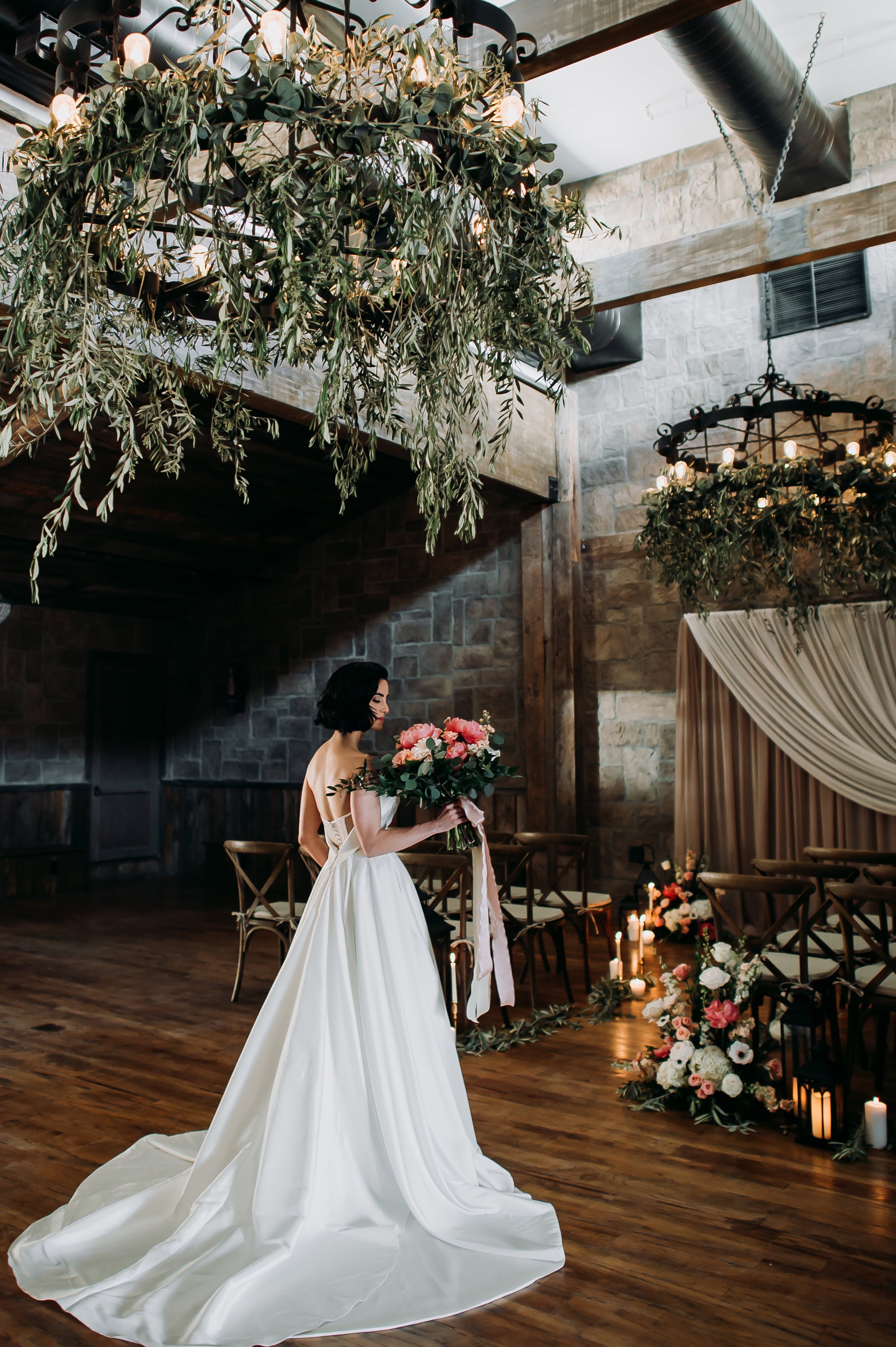 www.santabarbarawedding.com | Michelle Ramirez Photography | Zaca Creek | Wünderland Co. | Tangled Lotus | Amigo Party Rentals | Dreams America Linens | BHLDN | Sarah Naja | Illume Silk | Bride