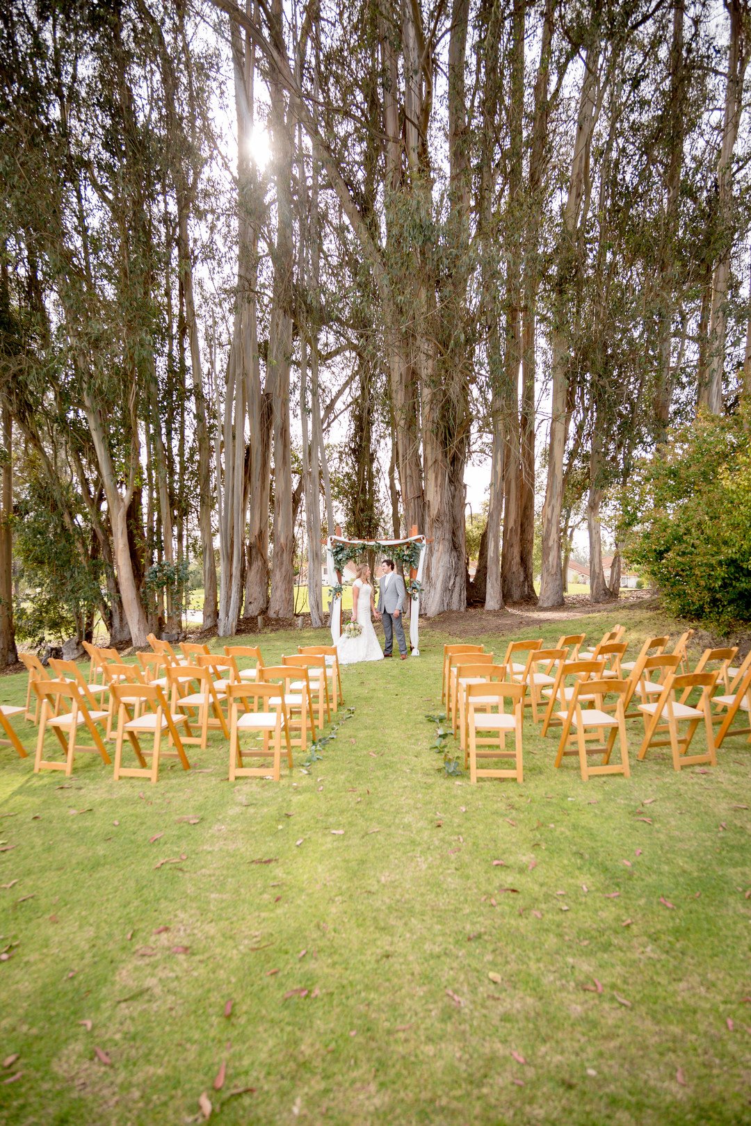 www.santabarbarawedding.com | SLO Town Studios | Black Lake Golf Course | Flowers by Denise | wedding ceremony