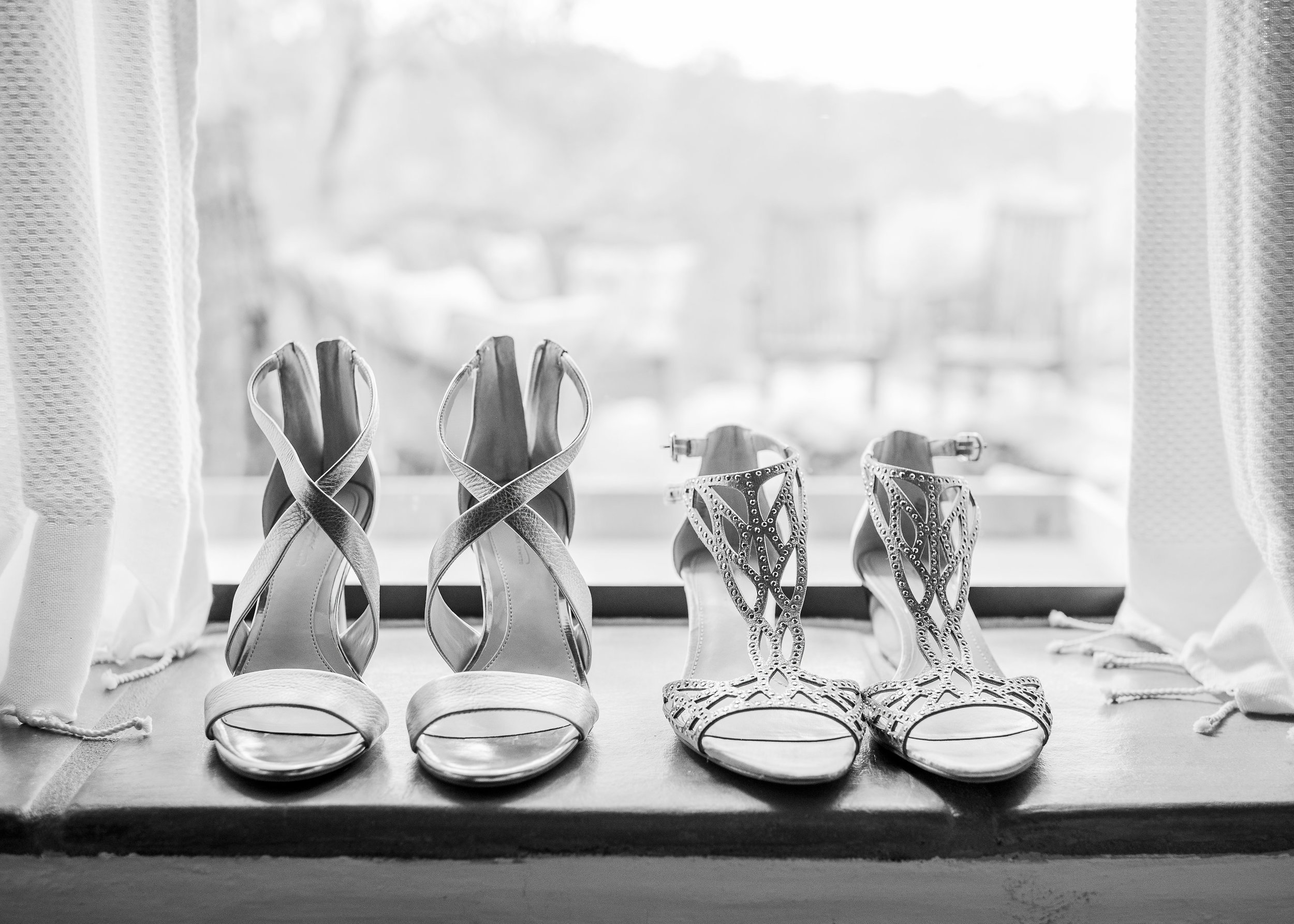 www.santabarbarawedding.com | Willa Kveta Photography | Private Estate | Savoir Faire | Couple's Shoes
