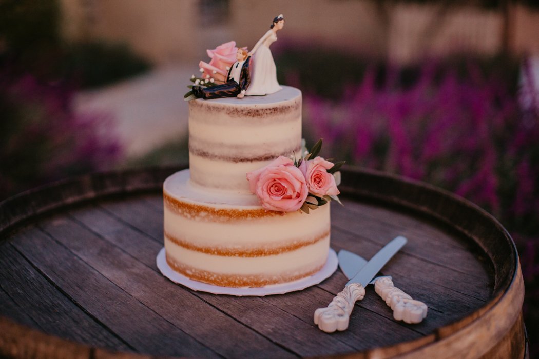 www.santabarbarawedding.com | Hyatt Centric, Santa Barbara Courthouse, Santa Barbara Historical Museum | Candice Marie Photography | Just As Promised Events | Enjoy Cupcakes | Wedding Cake