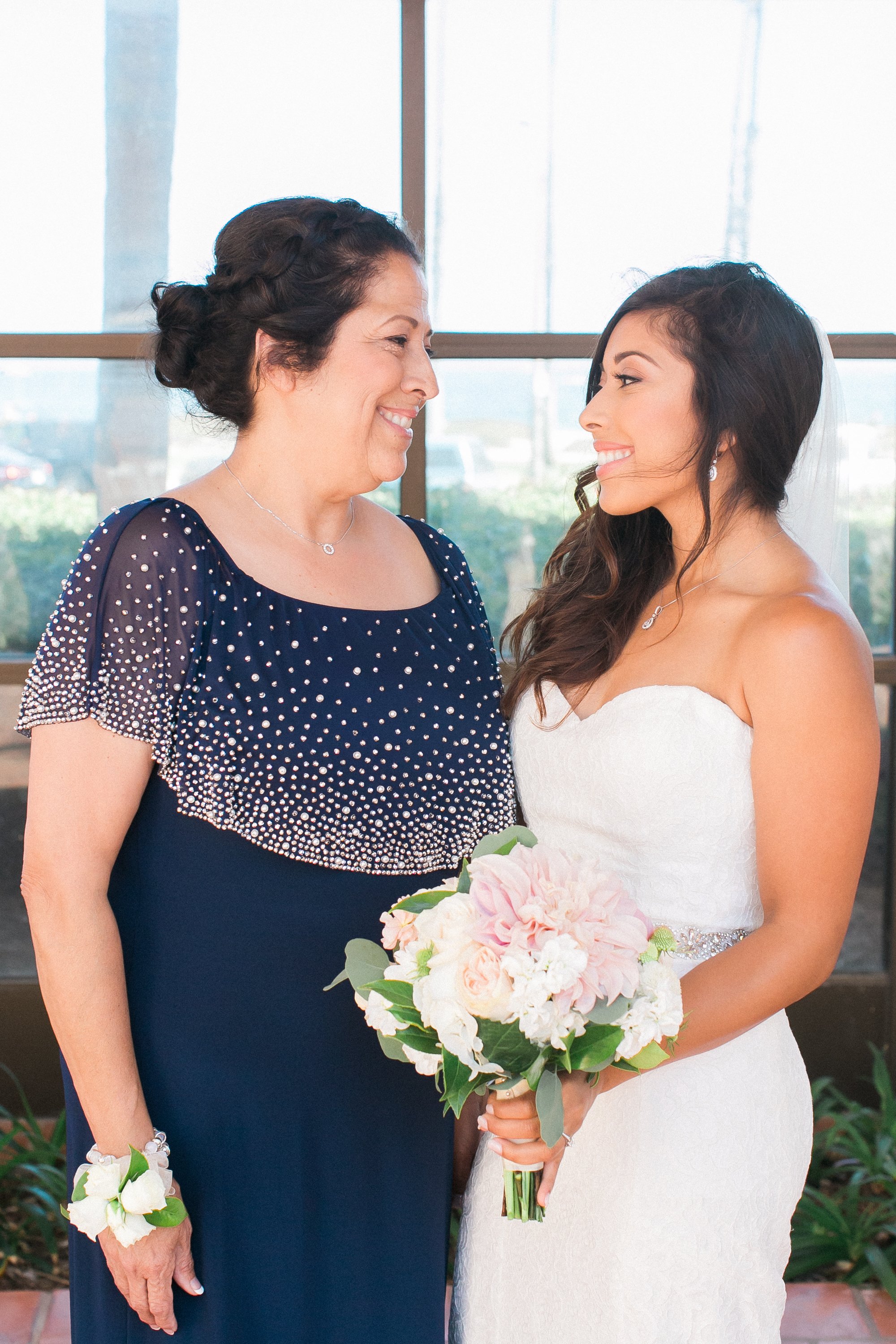 www.santabarbarawedding.com | Kelsey Crews Photo | Fess Park DoubleTree Resort | Patricia Torres | Grass Roots | Bride and Mother Before Wedding