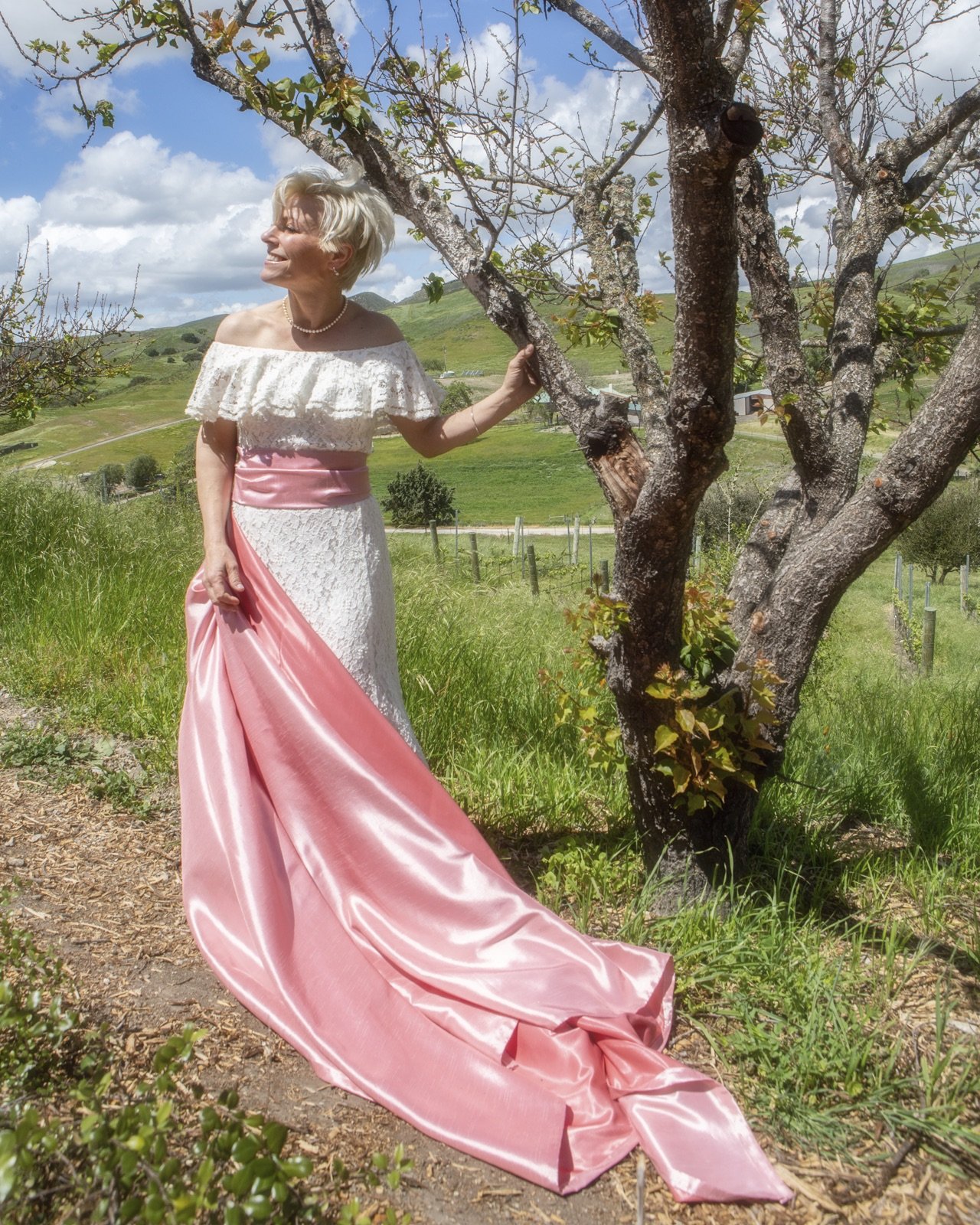 www.santabarbaraweddings.com | Jeffrey Bloom Photography | Full of Life Flatbread | Bridal Portrait