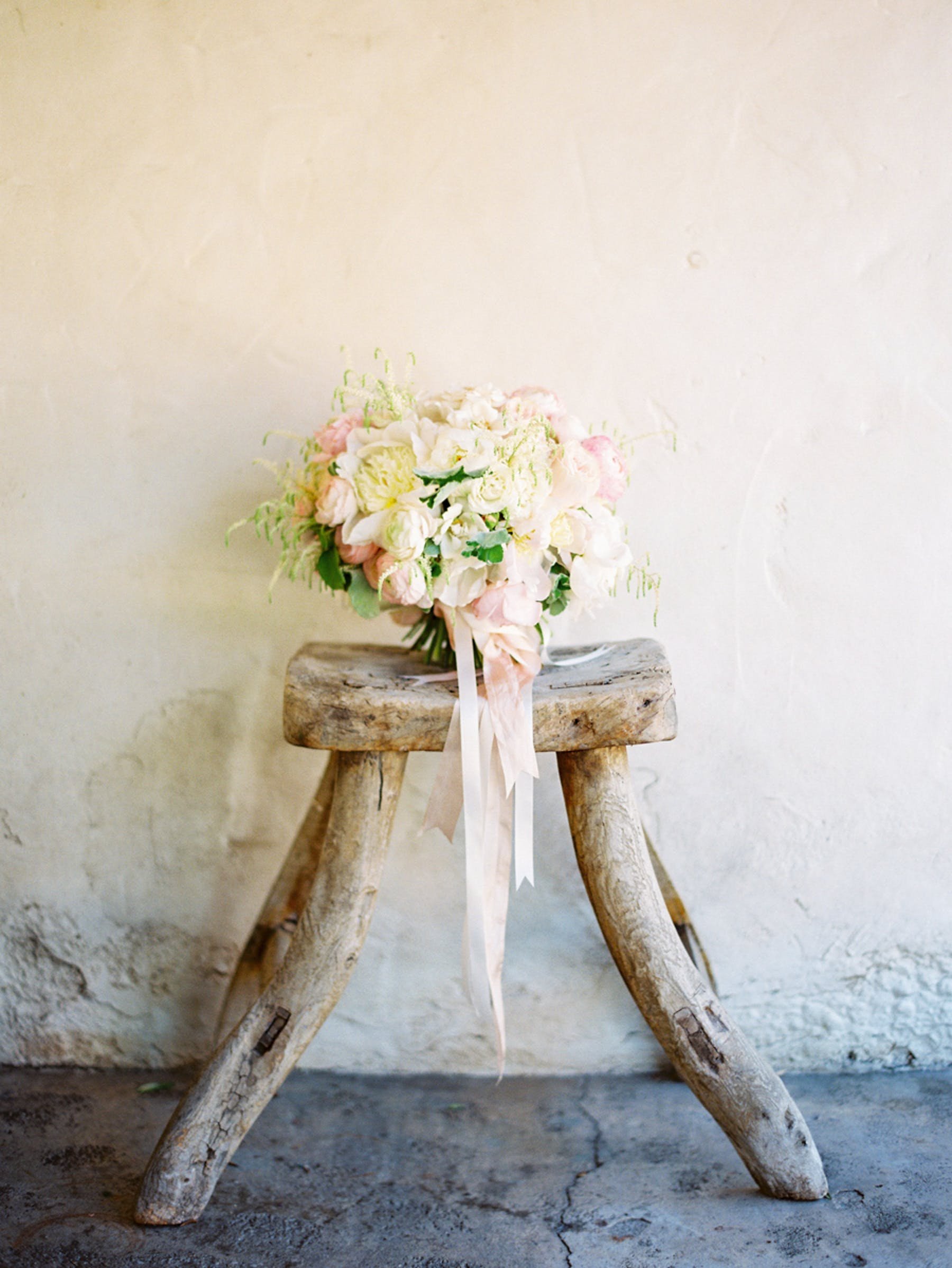 www.santabarbarawedding.com | Michael + Anna Costa Photography | San Ysidro Ranch | Twine Events | Coco Rose Design | Bride’s Bouquet