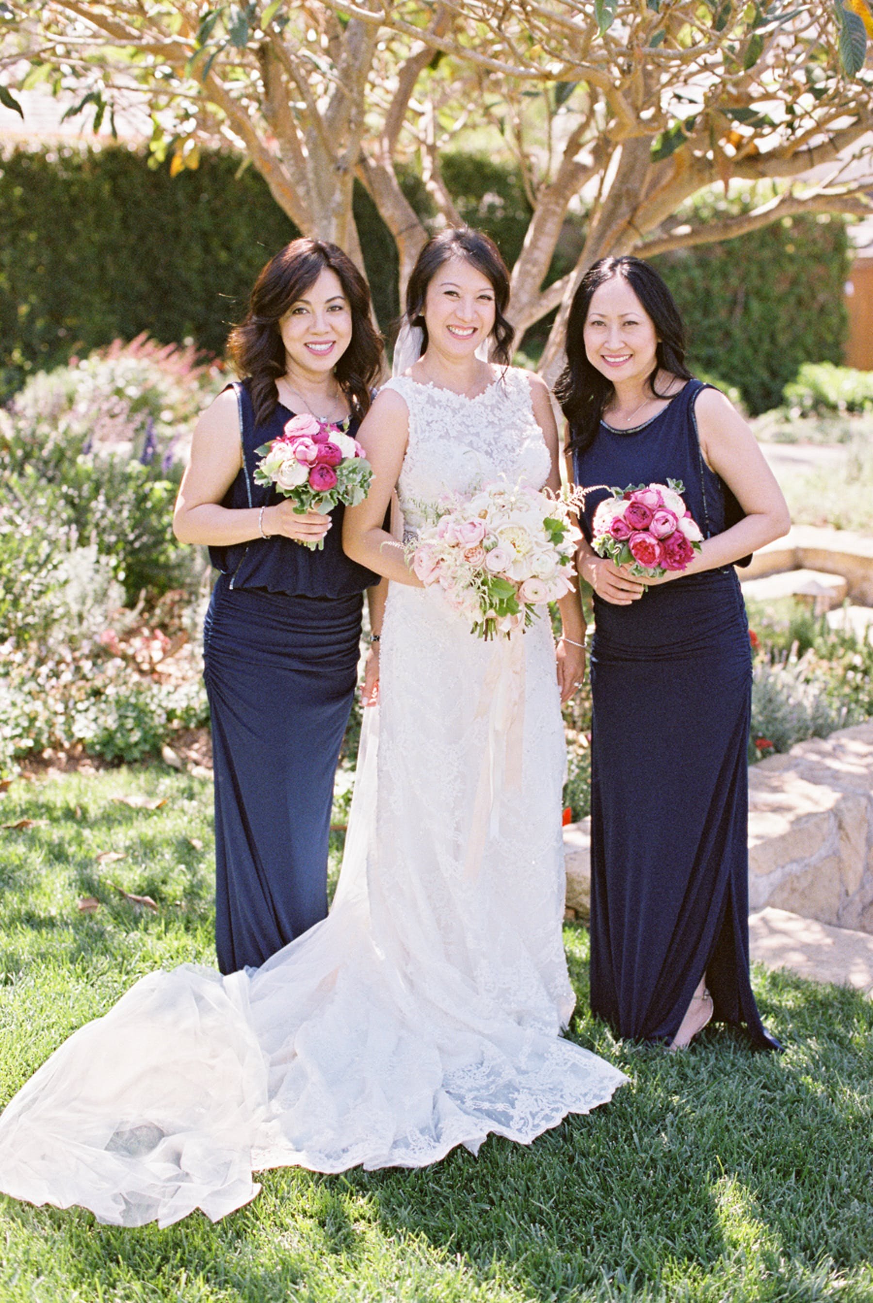 www.santabarbarawedding.com | Michael + Anna Costa Photography | San Ysidro Ranch | Twine Events | Laundry by Shellie Segal | Bride and Bridesmaids