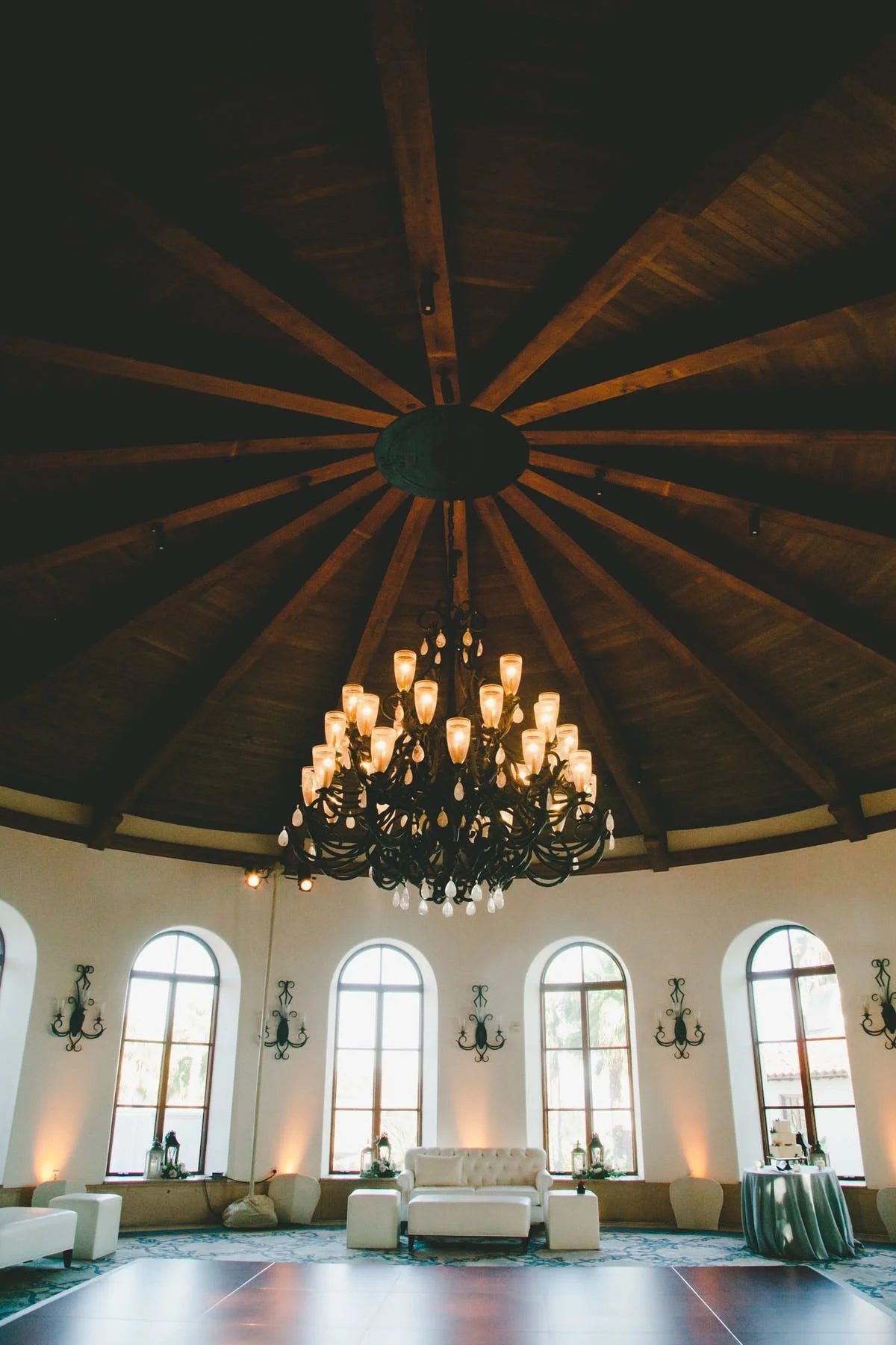 www.santabarbarawedding.com | Bacara Resort &amp; Spa | Alegria By Design | onelove photography | Reception