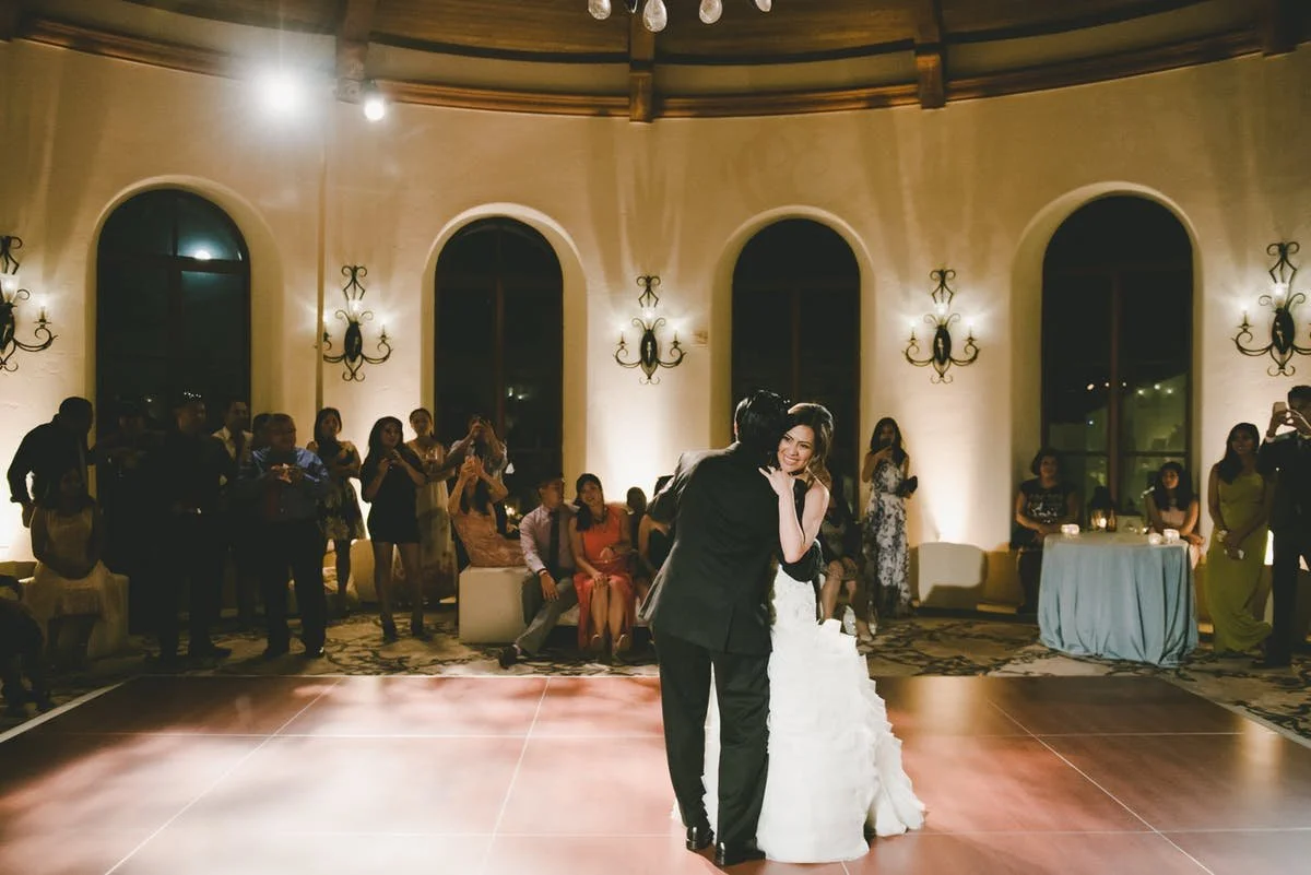 www.santabarbarawedding.com | Bacara Resort &amp; Spa | Alegria By Design | onelove photography | First Dance