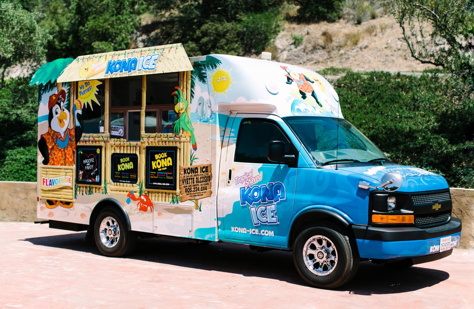 www.santabarbarawedding.com | Loriana | Hannah Kate Photo | Shaved Ice Truck