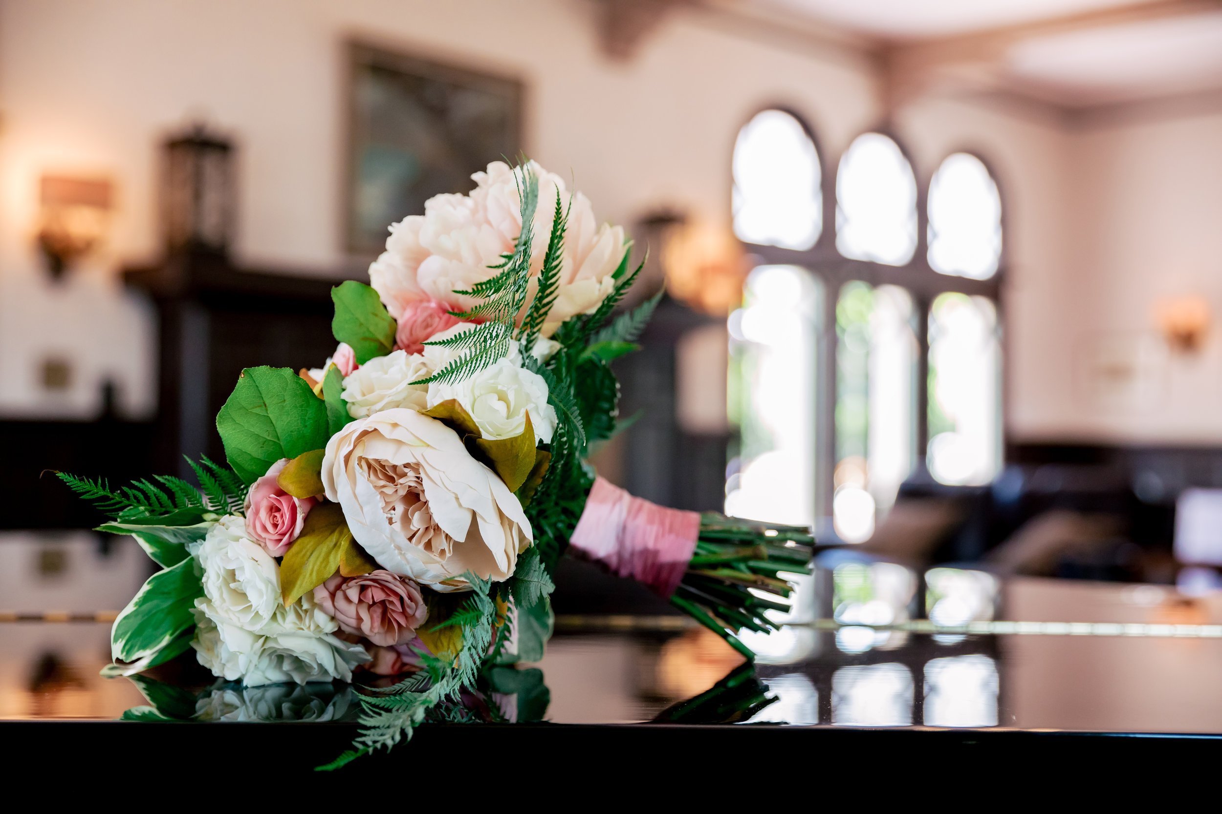 www.santabarbarawedding.com | Rewind Photography | Alegria by Design | Santa Barbara Club | Bridal Bouquet