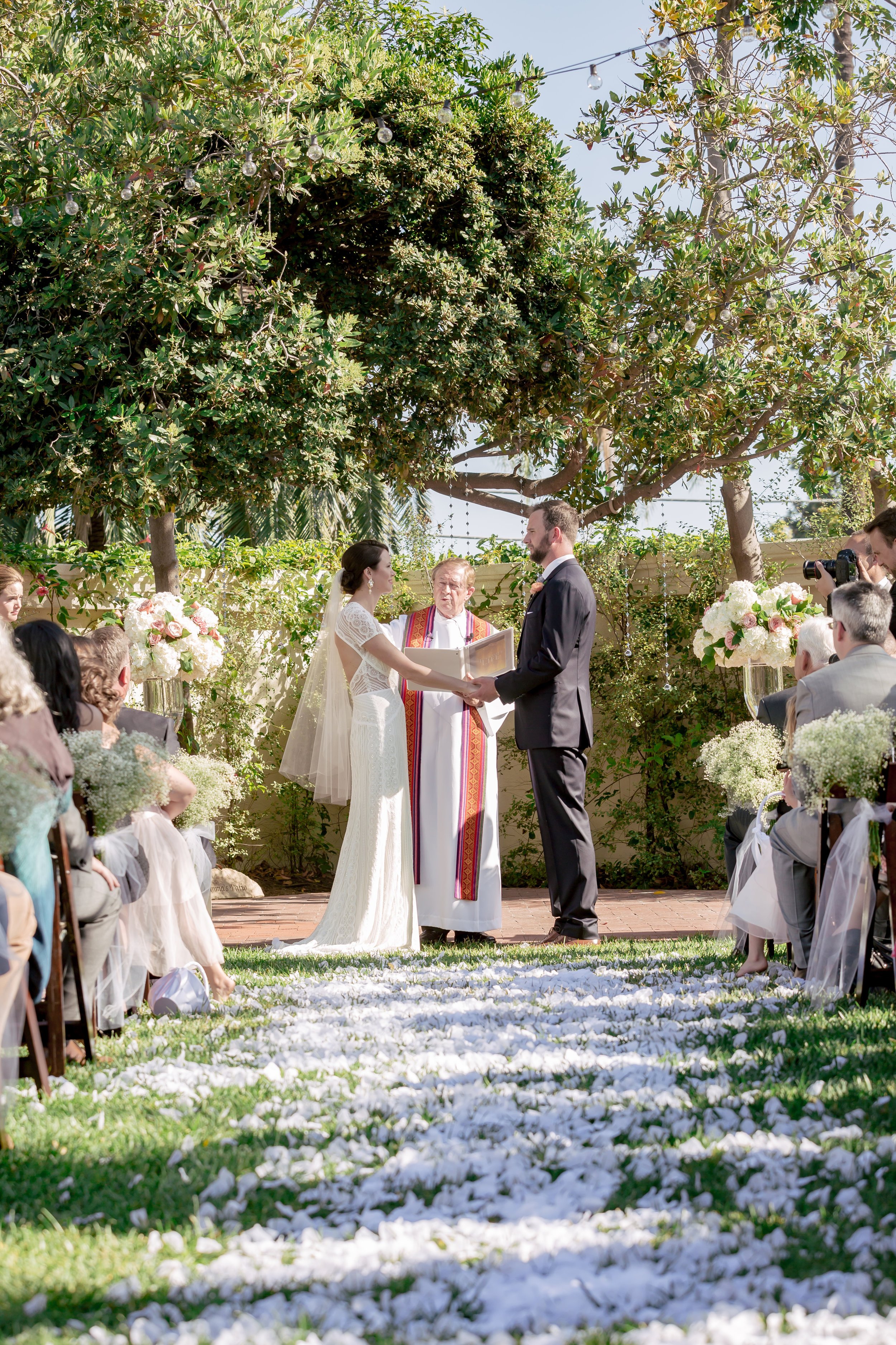 www.santabarbarawedding.com | Rewind Photography | Alegria by Design | Santa Barbara Club | Ceremony | Vows