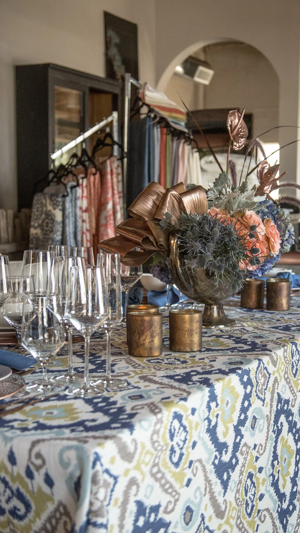 Santa Barbara Wedding Style | Luxe Linen Showcase | Blue and Green Trends | Wedding Tabletops