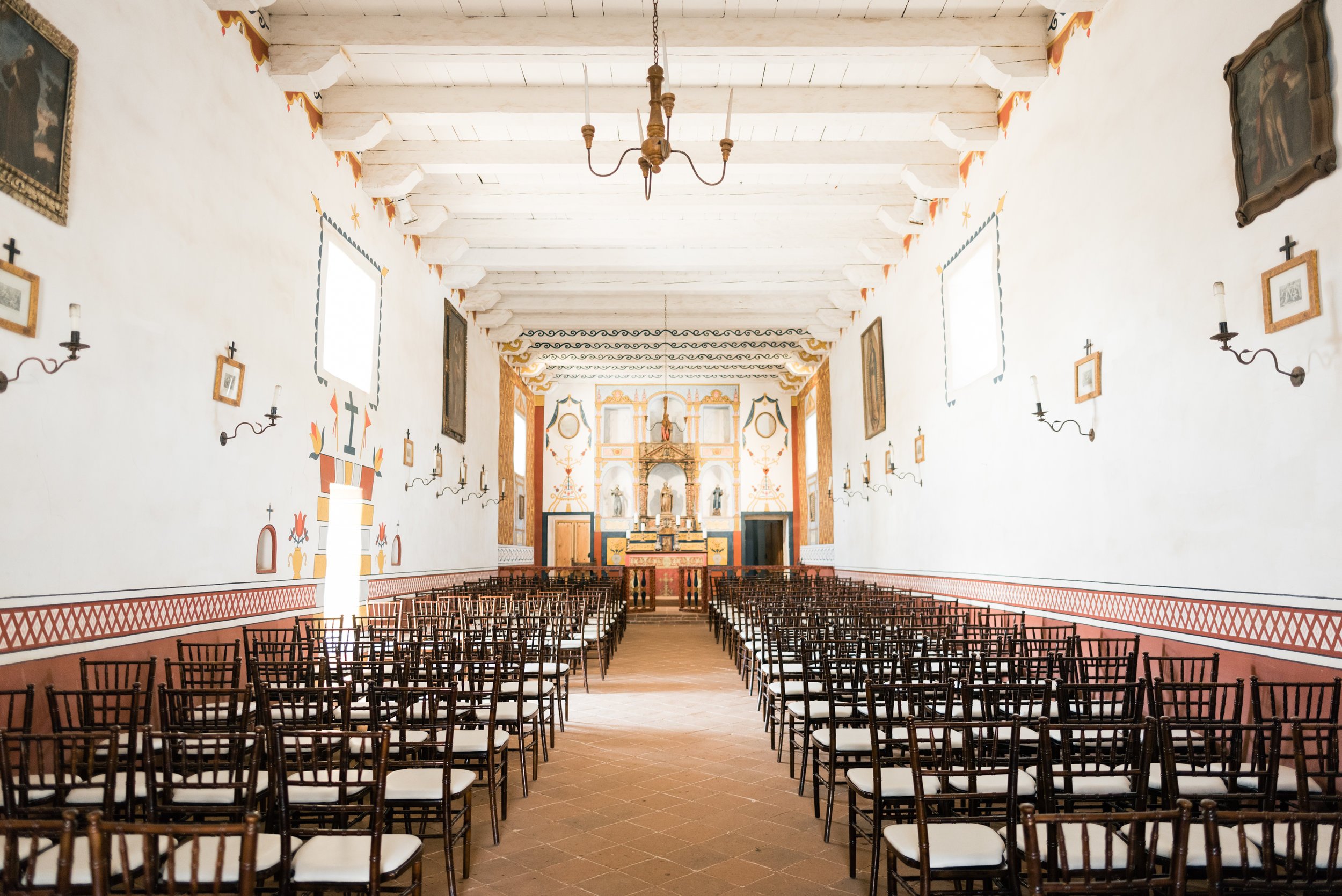 www.santabarbarawedding.com | The Presidio Chapel | Taralynn Lawtonwww.santabarbarawedding.com | The Presidio Chapel | Taralynn Lawton