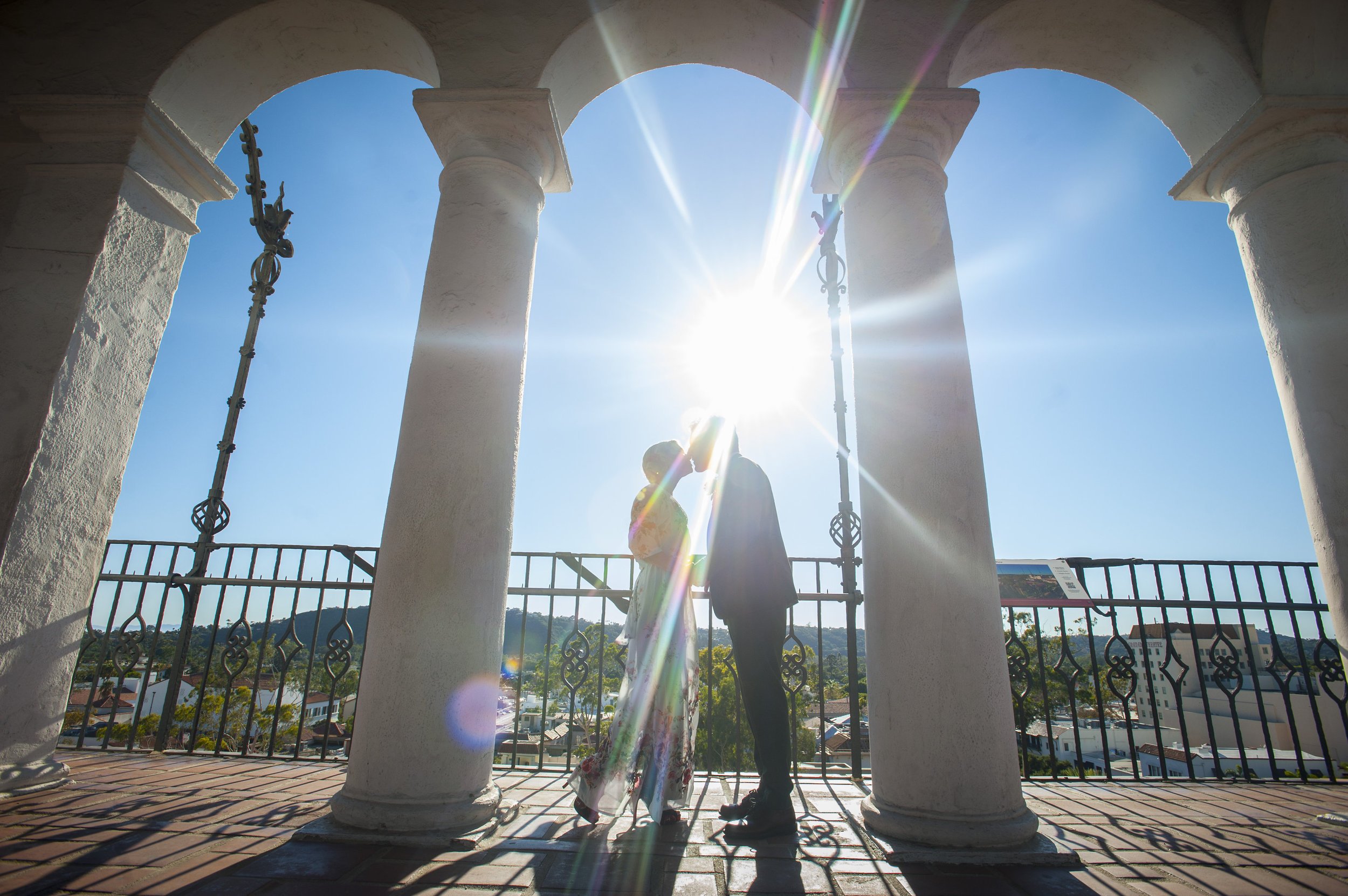 www.santabarbarawedding.com | Santa Barbara Courthouse | Photo: By Cherry Photography | elopement locations