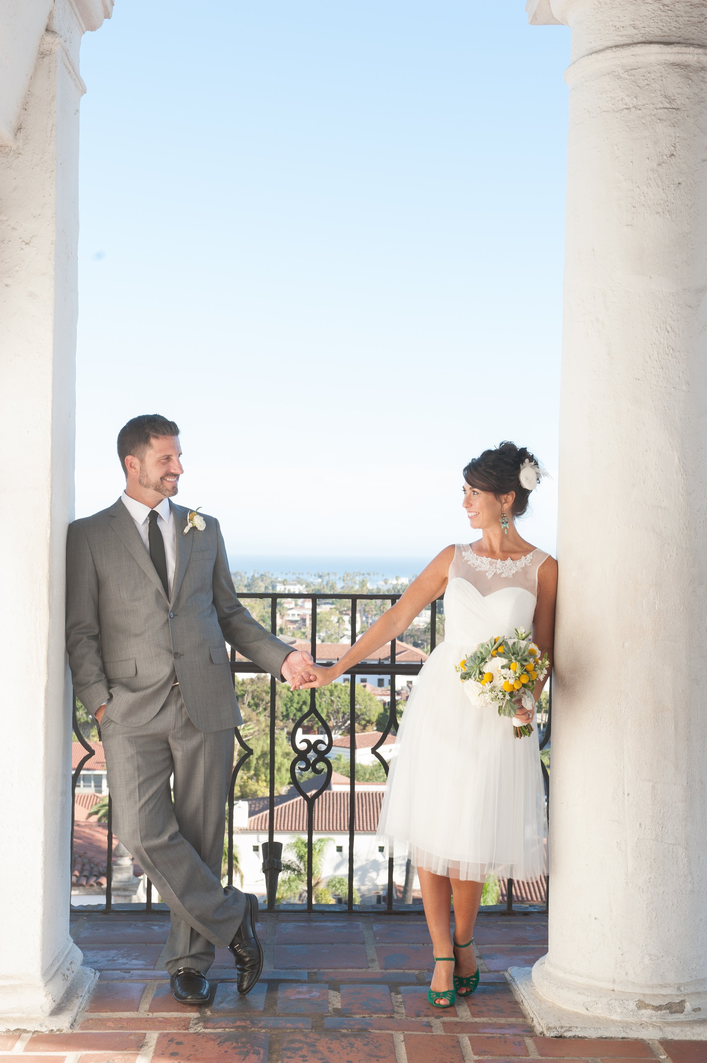 www.santabarbarawedding.com | Santa Barbara Courthouse | Photo: By Cherry Photography | elopement locations