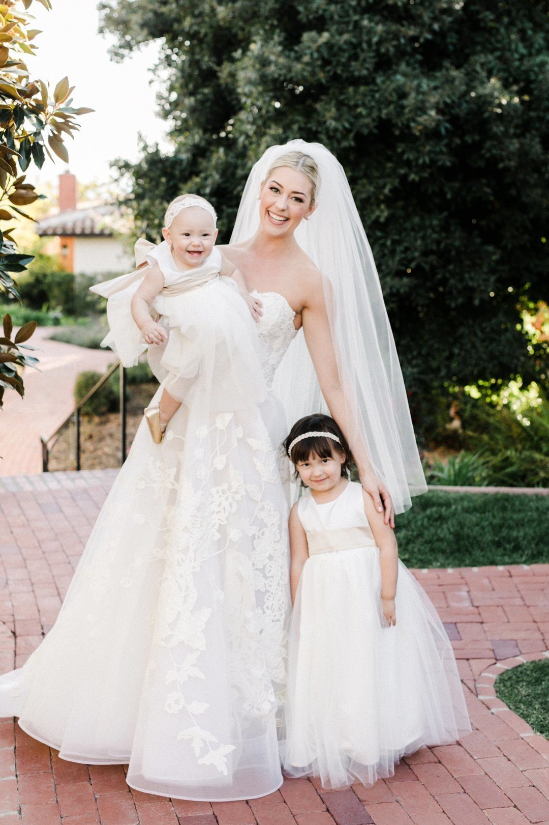 www.santabarbarawedding.com | Anna Delores | Vanessa Noel Events | Belmond El Encanto | Bride and Flower Girls