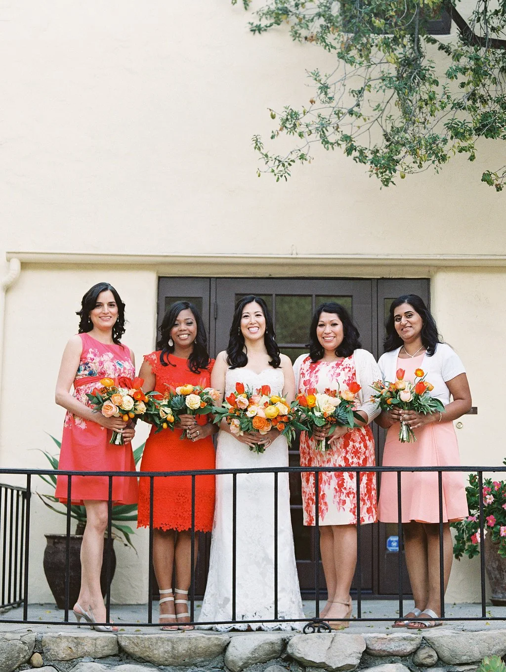 santabarbarawedding.com | Photo: Lavender and Twine | Sunset Color Wedding Ideas