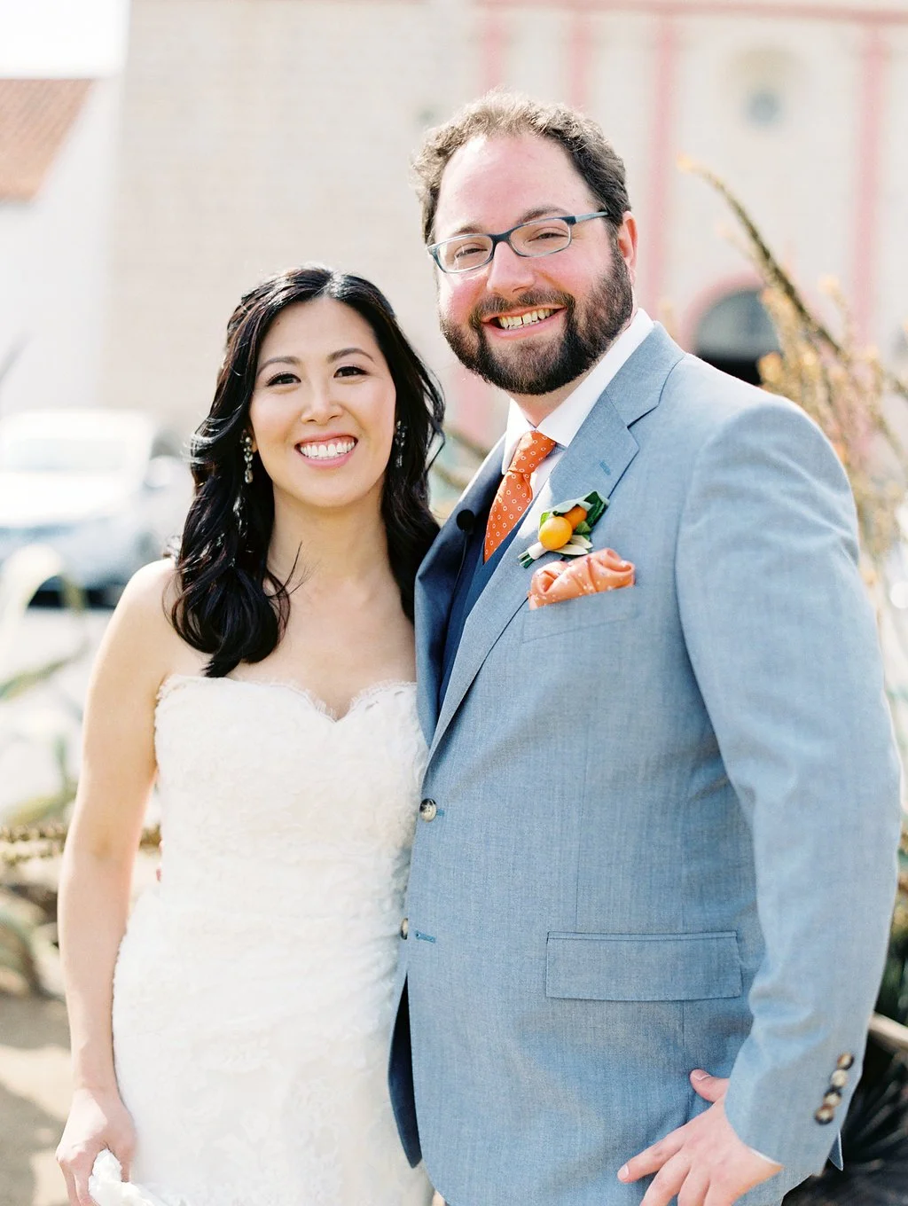 santabarbarawedding.com | Photo: Lavender and Twine | Sunset Color Wedding Ideas