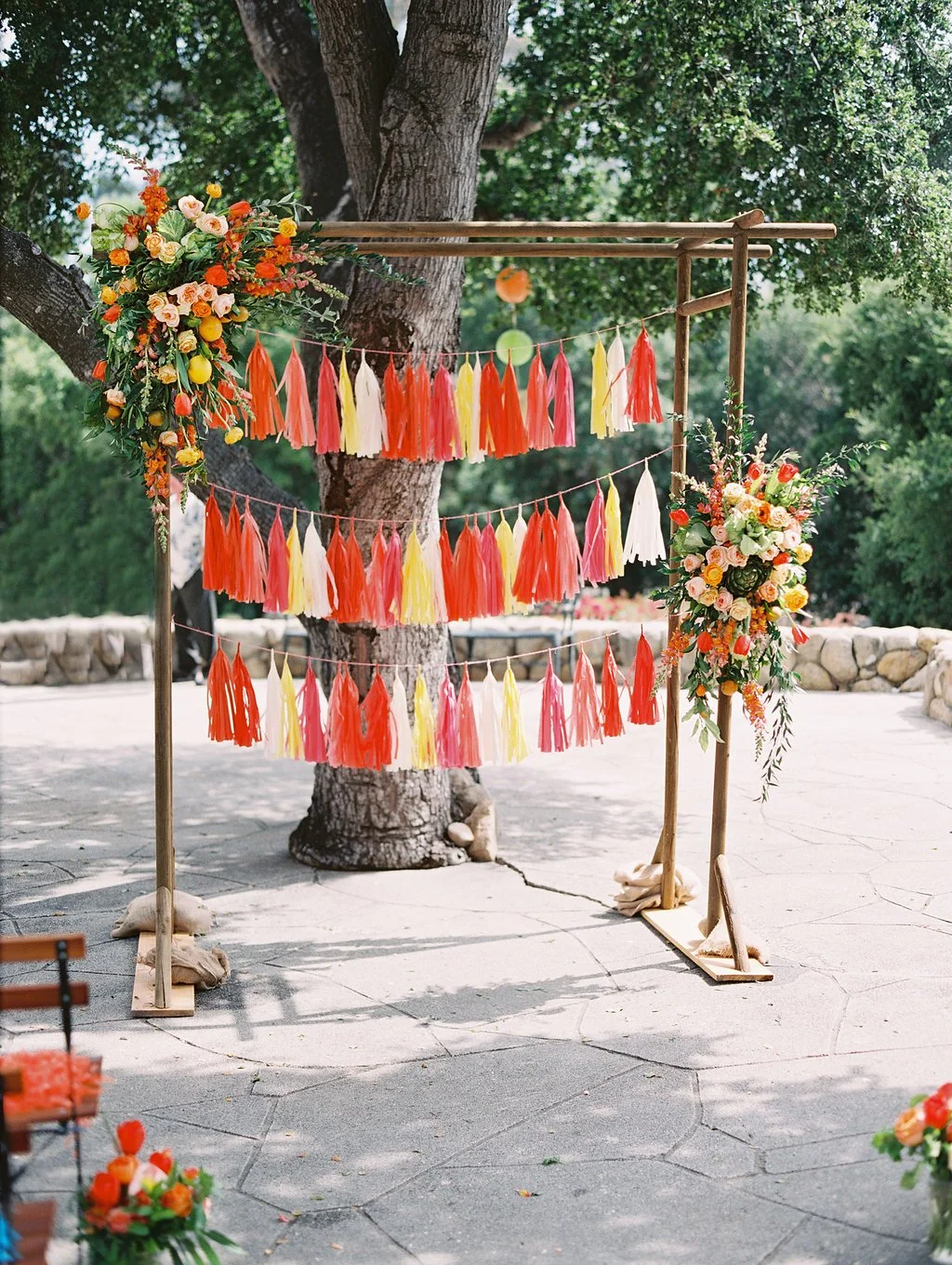 santabarbarawedding.com | Photo: Lavender and Twine | Sunset Color Wedding Ideas