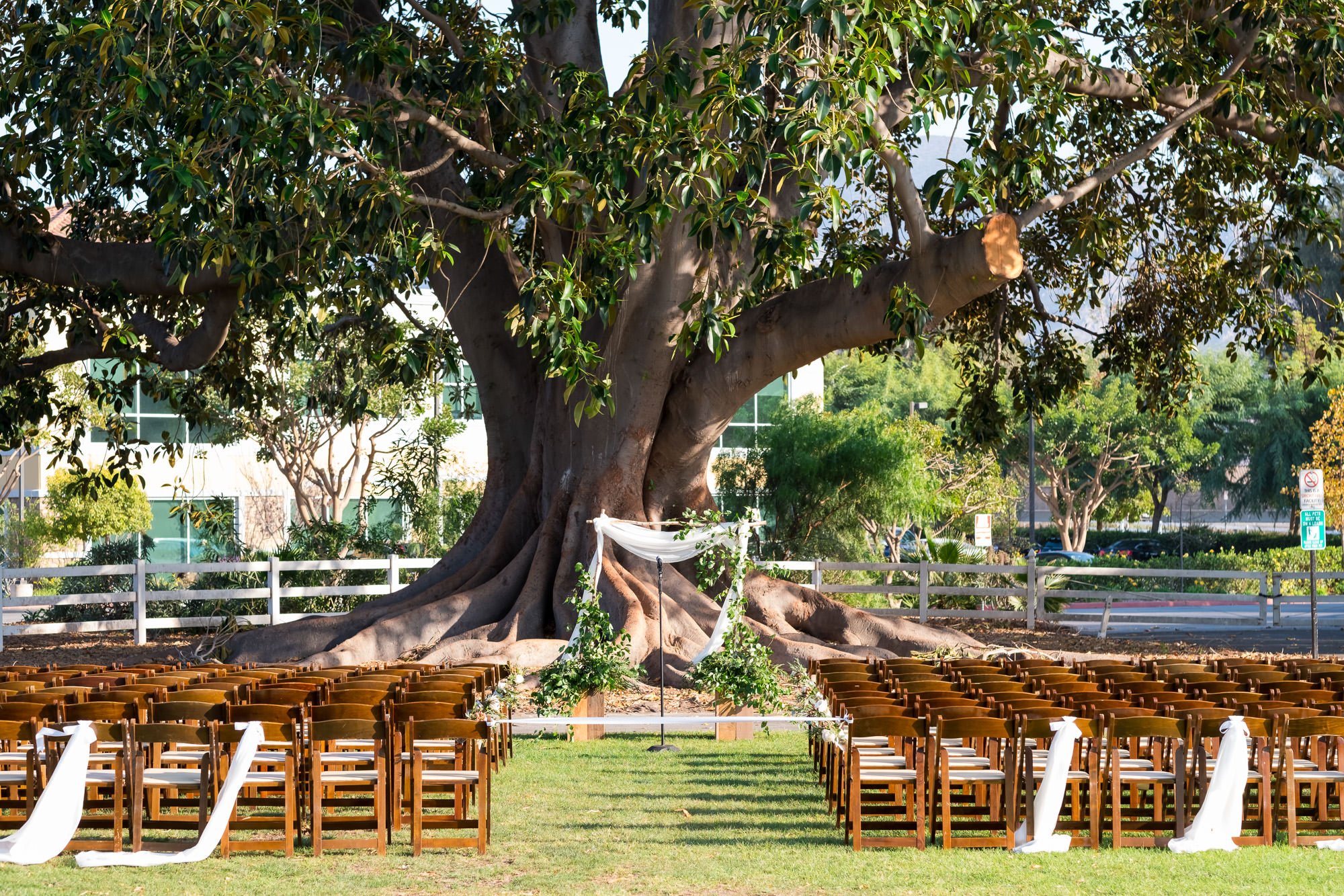 www.santabarbarawedding.com | Camarillo Ranch House | Joshua Rainey | Ceremony