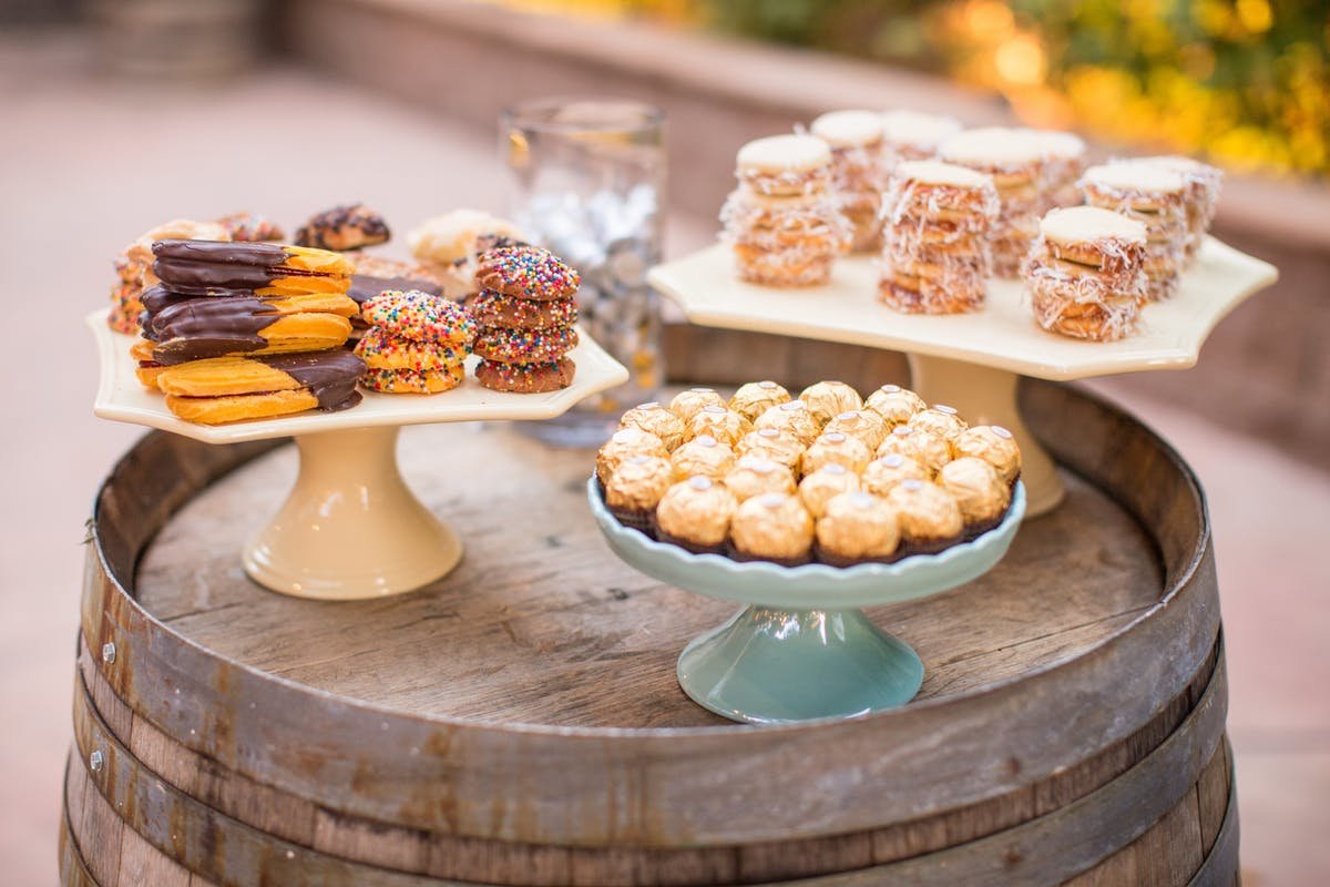 www.santabarbarawedding.com | Anna J Photography | Alegria by Design | Firestone Vineyard | Dessert Table