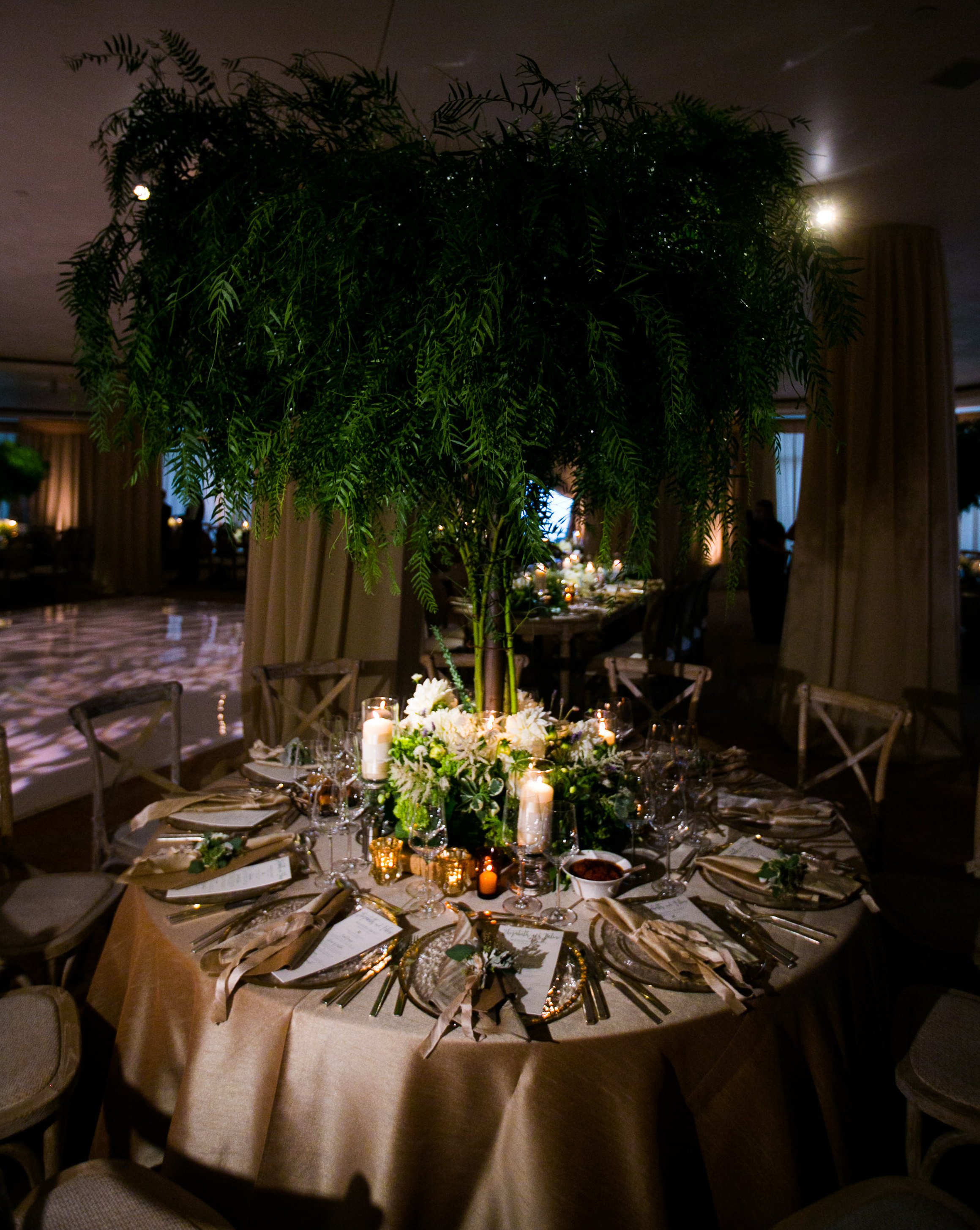 www.santabarbarawedding.com | Four Seasons Santa Barbara | Levine Fox Events | Callaway Gable Photo | Reception Tables