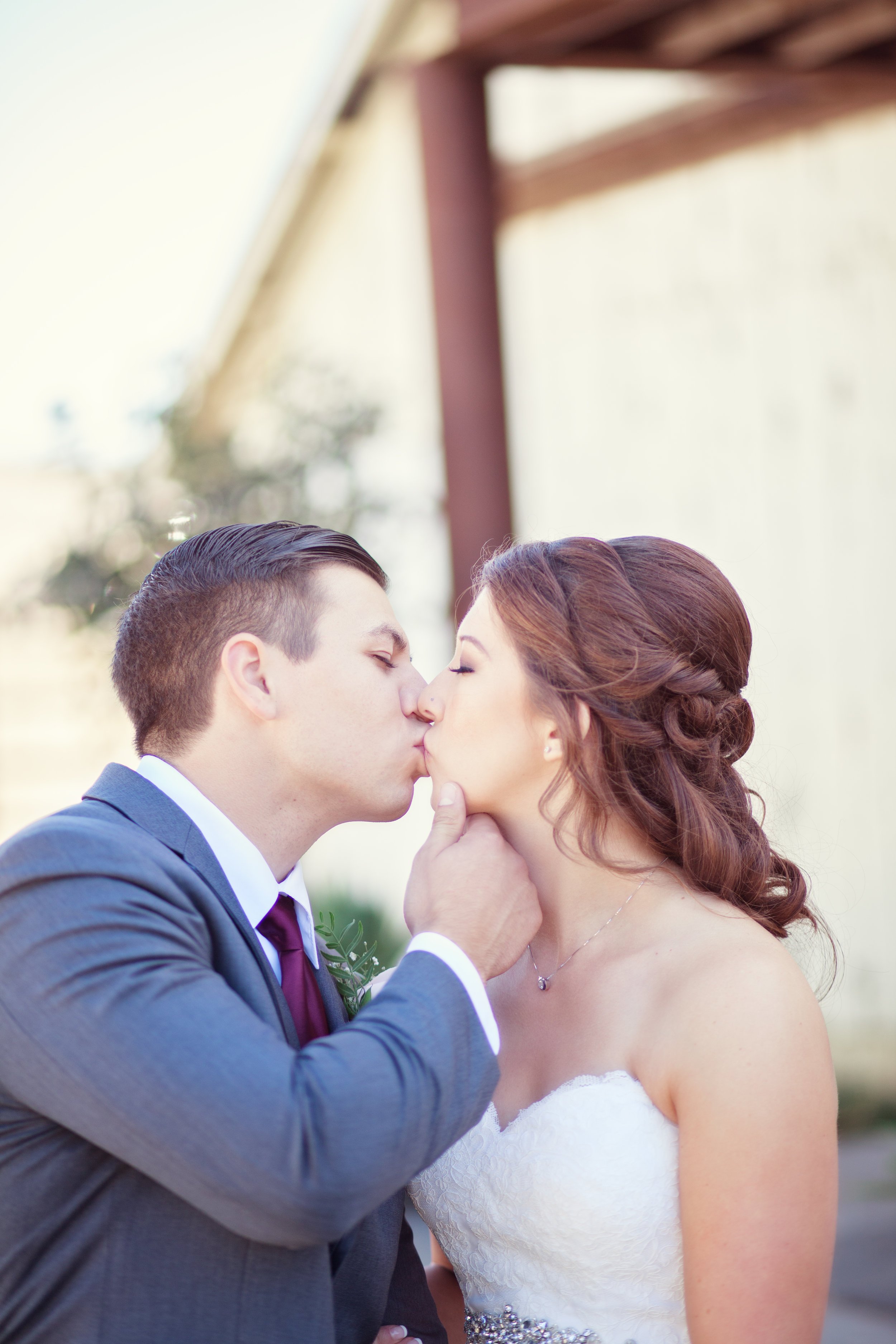 www.santabarbarawedding.com | Kay Mitchell Photography | Madonna Ranch | Bride and Groom