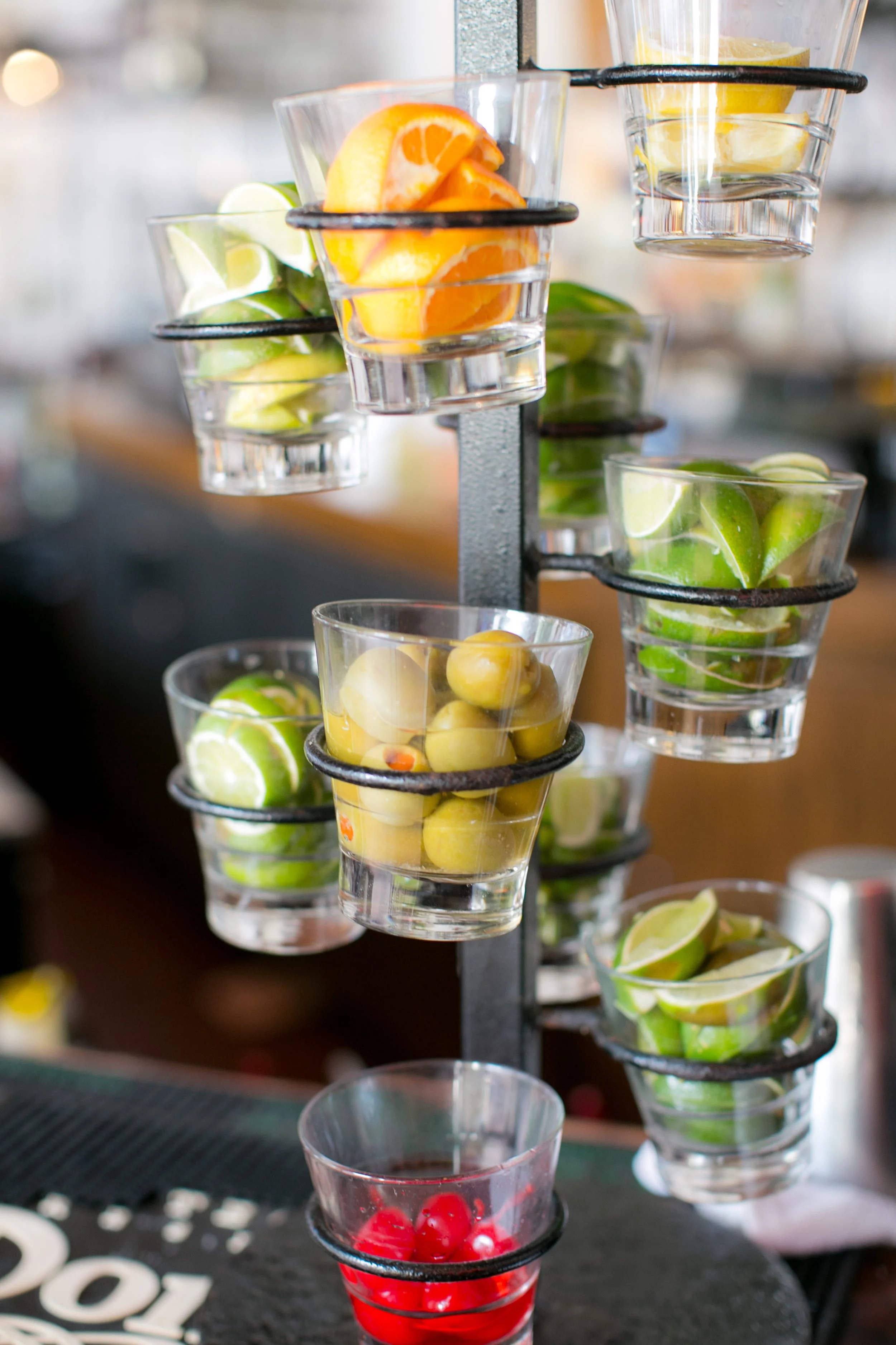www.santabarbarawedding.com | Boone & Stacie Weddings | Santa Barbara Courthouse | El Paseo | Bar Details