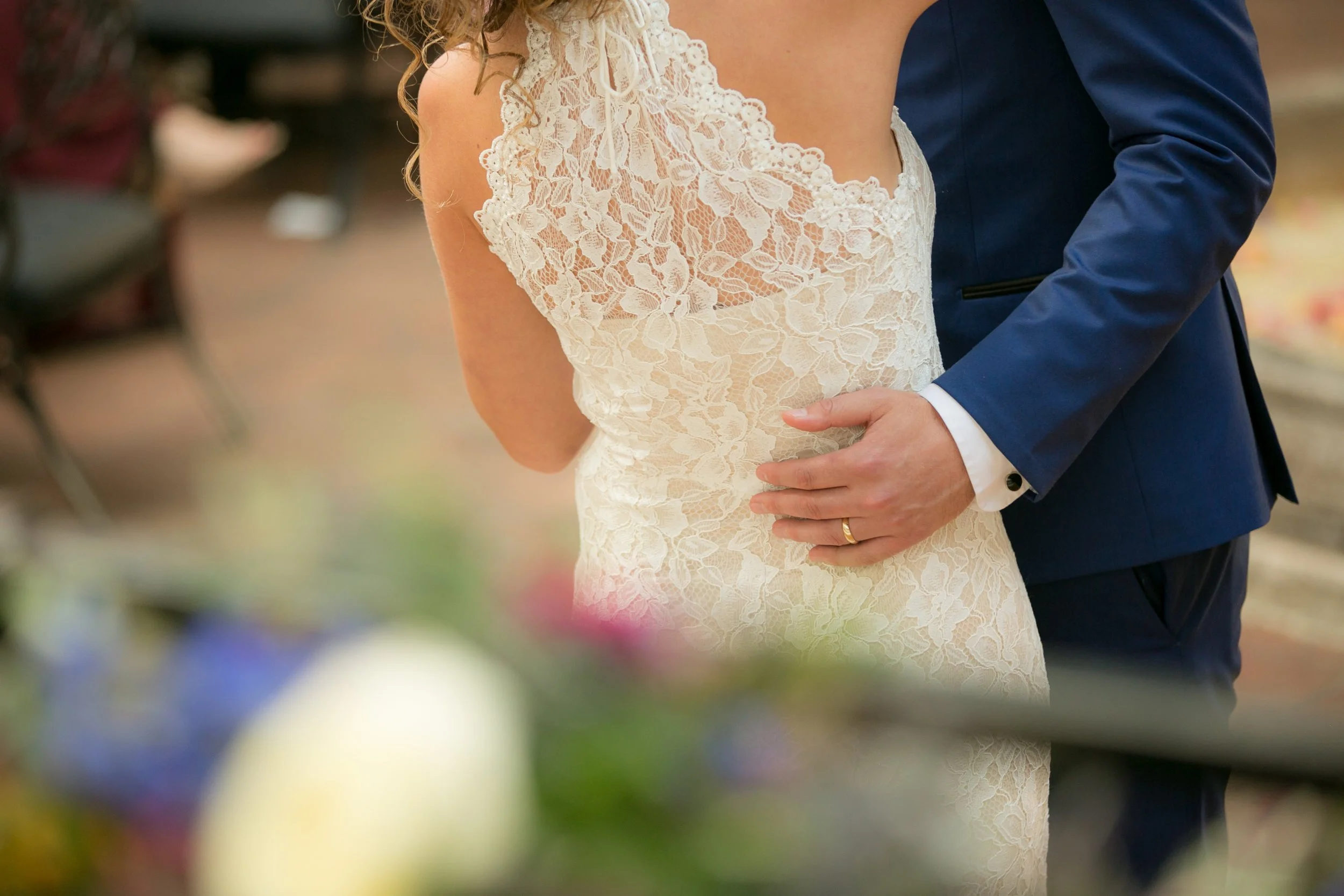 www.santabarbarawedding.com | Boone & Stacie Weddings | Santa Barbara Courthouse | El Paseo | Bride and Groom