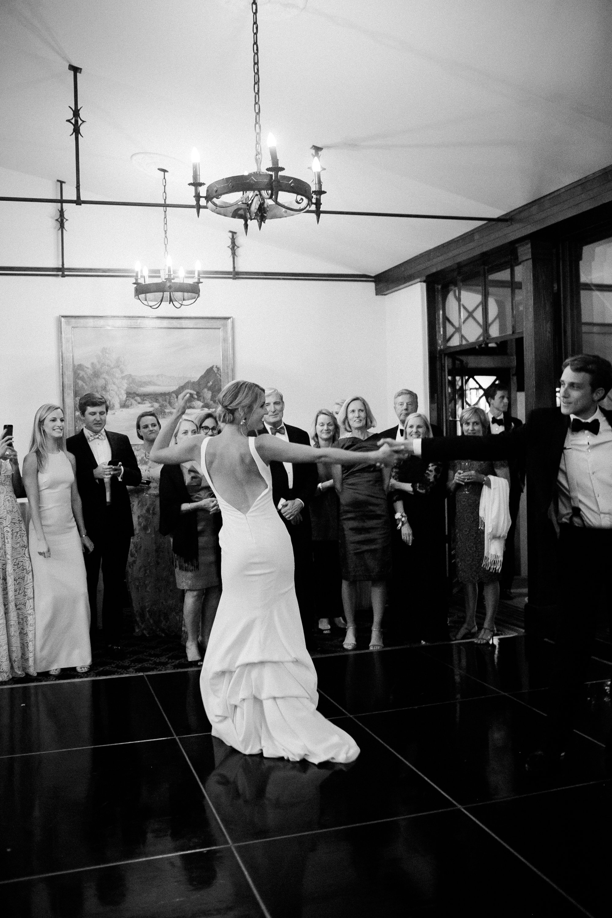 www.santabarbarawedding.com | Kelsey Crews | Felici Events | Santa Barbara Club | Dancing