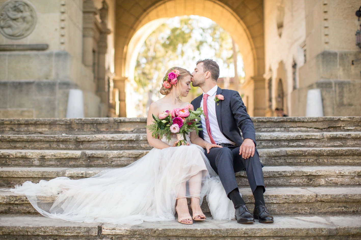 www.santabarbarawedding.com | Anna J Photography | Ella & Louie | Santa Barbara Courthouse | Bride and Groom