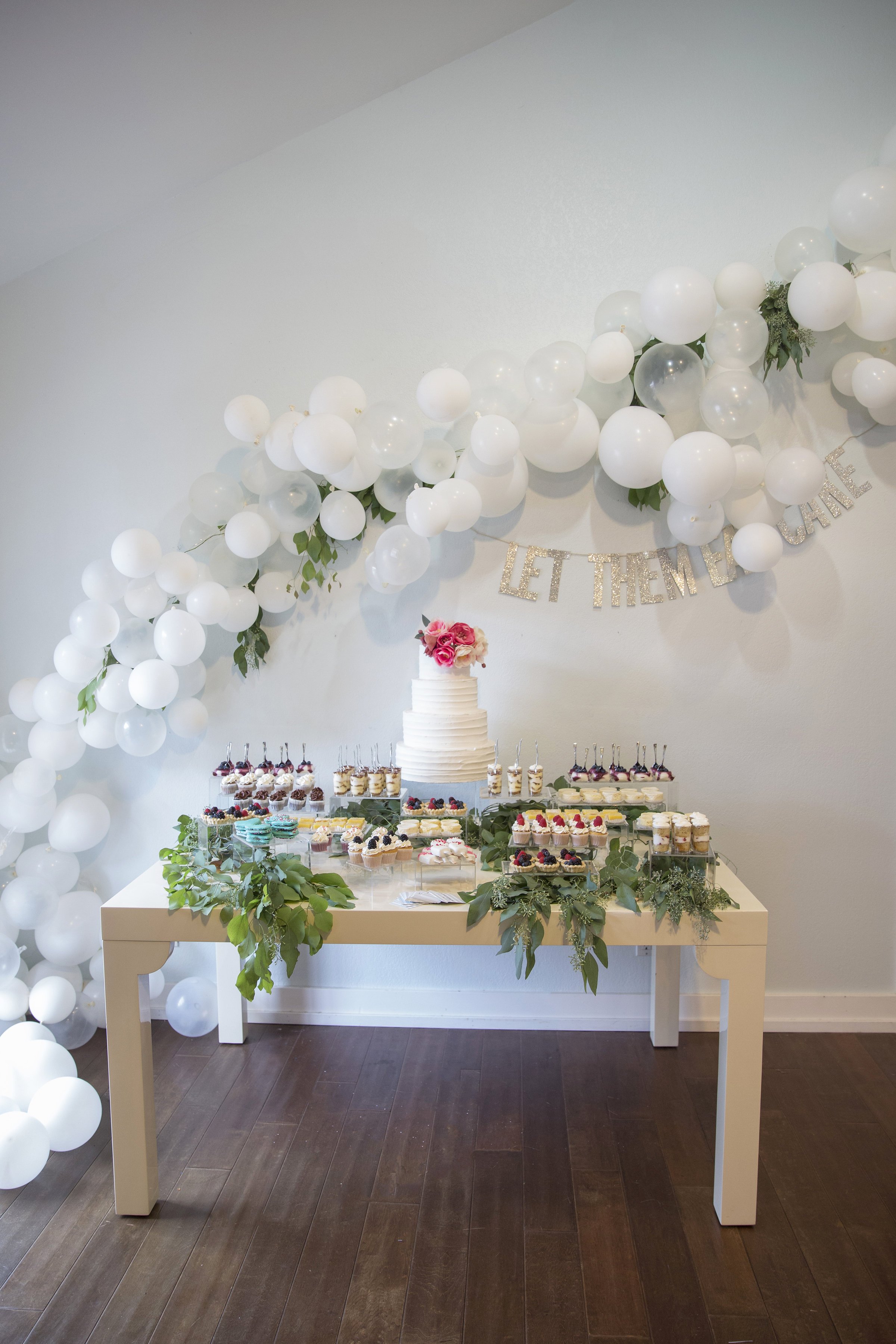 www.santabarbaraweddingstyle | dessert buffet | Dessert ideas | wedding cake | lele patisserie | Kristen Beinke Photography