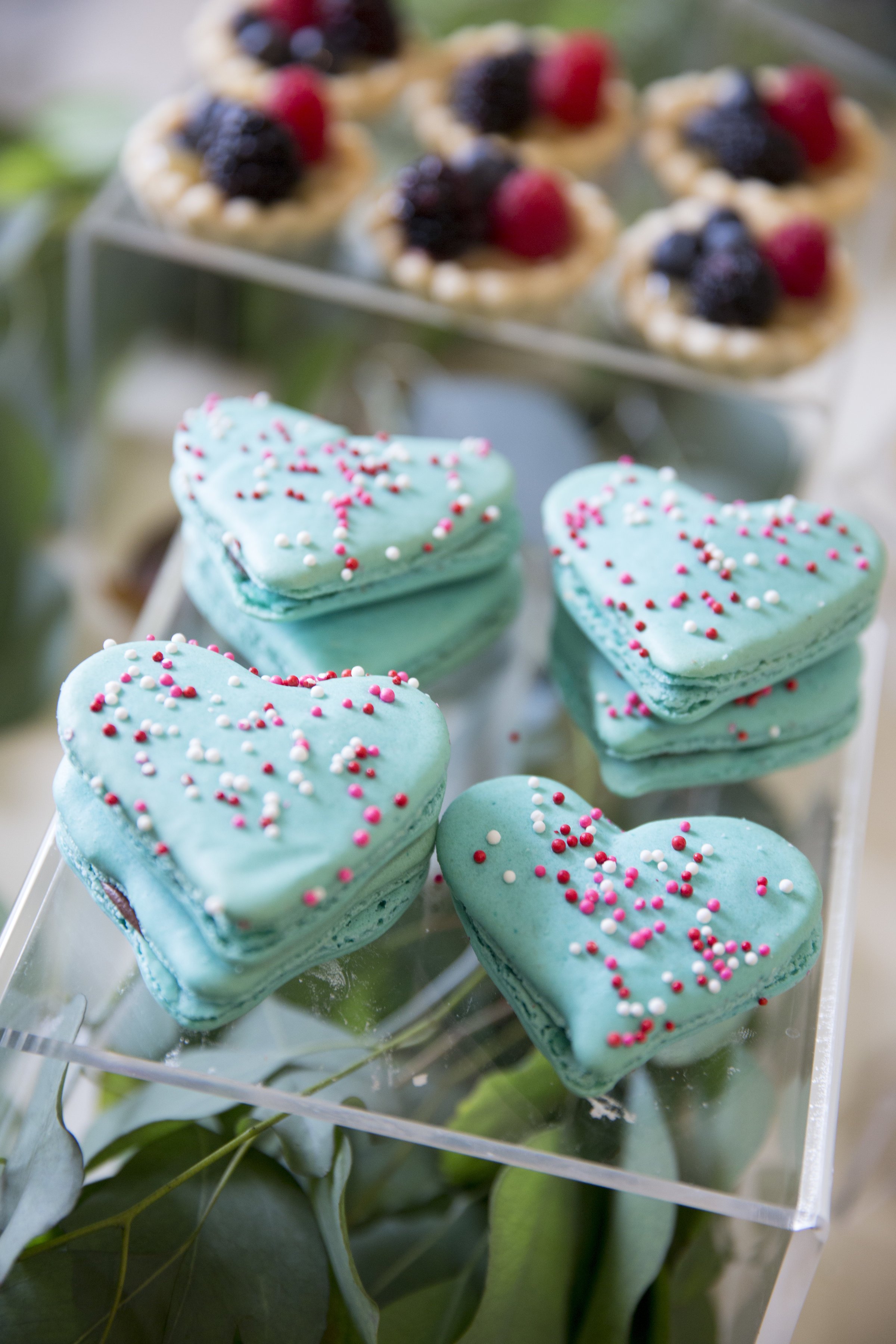 www.santabarbaraweddingstyle | dessert buffet | Dessert ideas | something blue cookies | lele patisserie | Kristen Beinke Photography