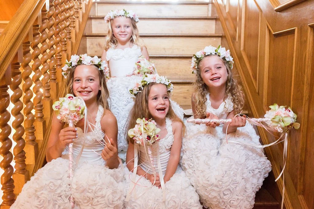 www.santabarbarawedding.com | Heartstone Ranch | Anna Schmidt Photography | Flower Girls