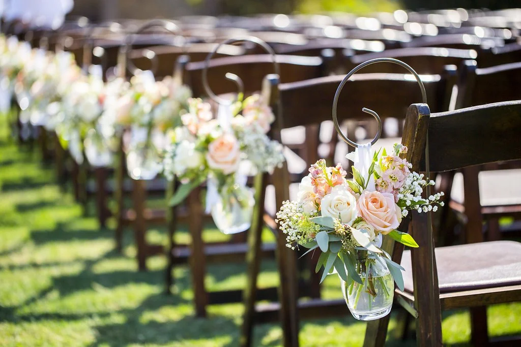 www.santabarbarawedding.com | Heartstone Ranch | Anna Schmidt Photography | Ceremony Aisle