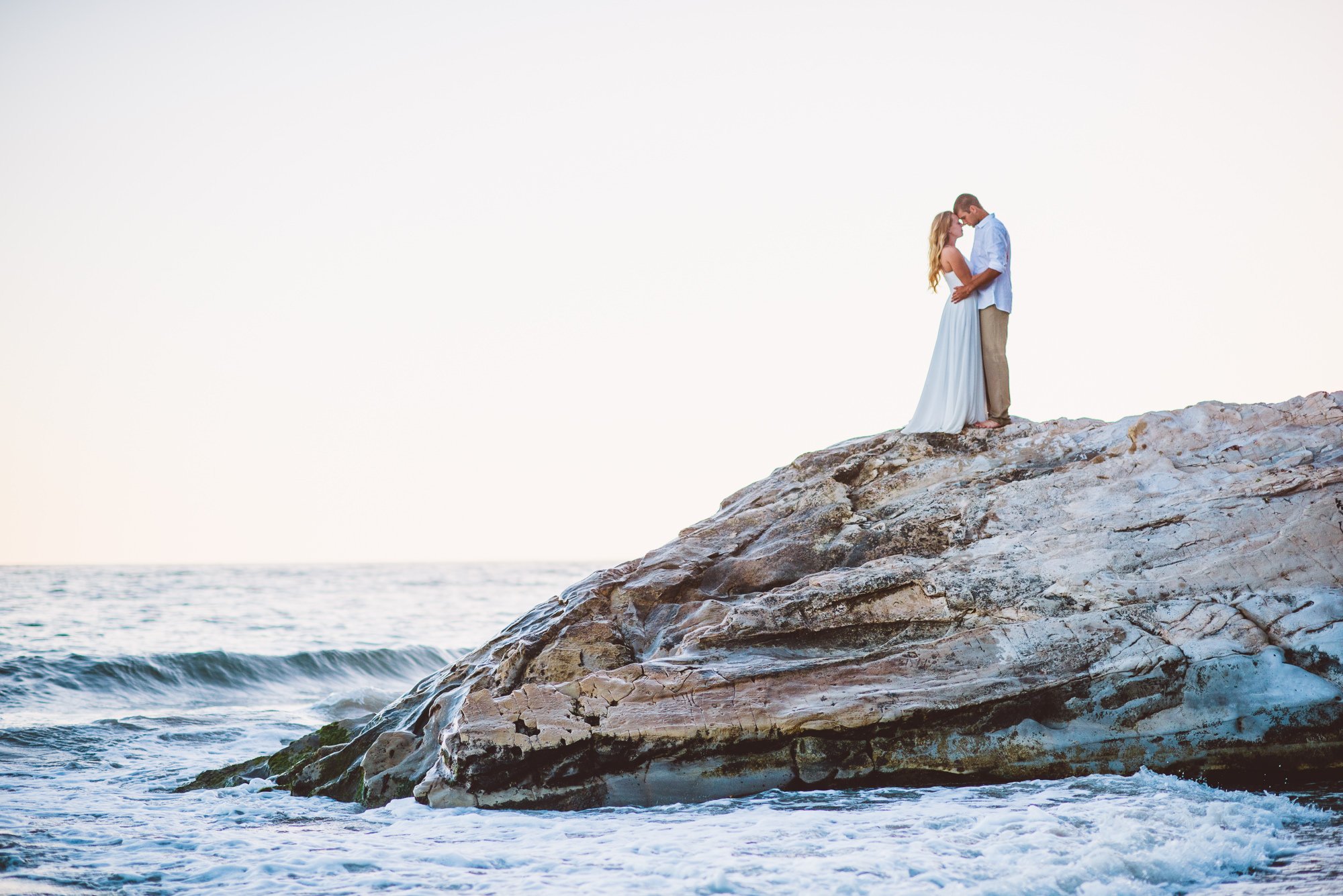 www.santabarbarawedding.com | Grace Kathryn Photography | One Thousand Steps Beach | Engagement Session